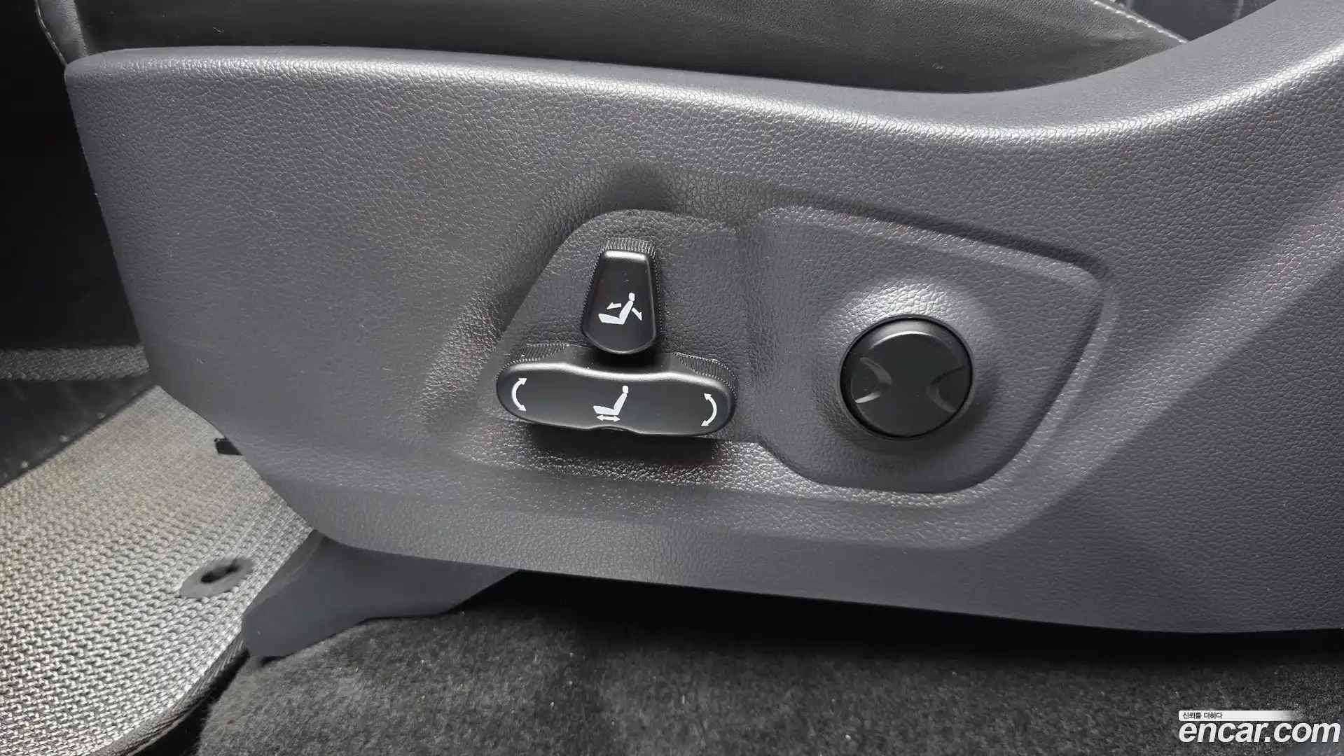 Rexton KG Mobility 2023.6-OPTION-045