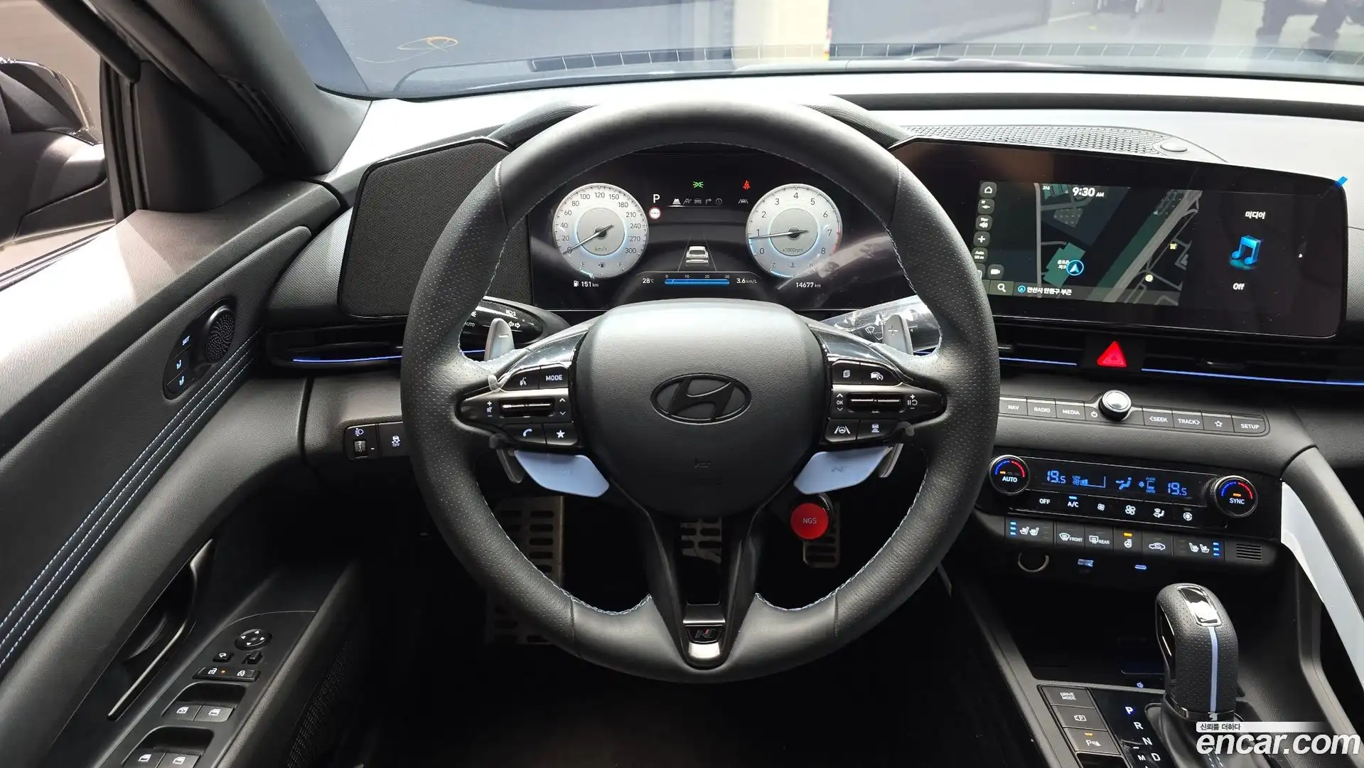 AVANTE Hyundai 2025.5-OPTION-016
