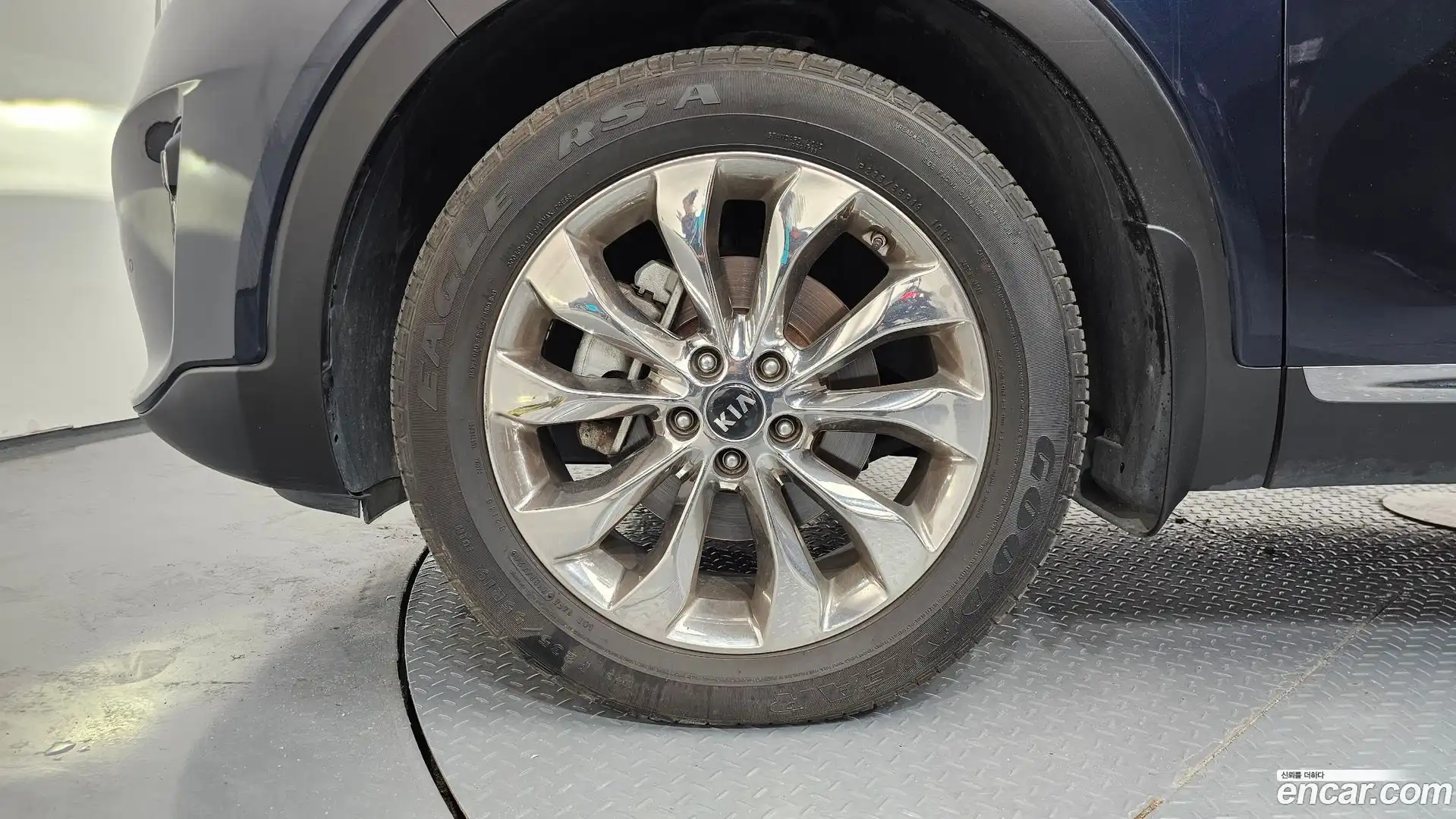 Sorento Kia 2018.11-OUTER-005