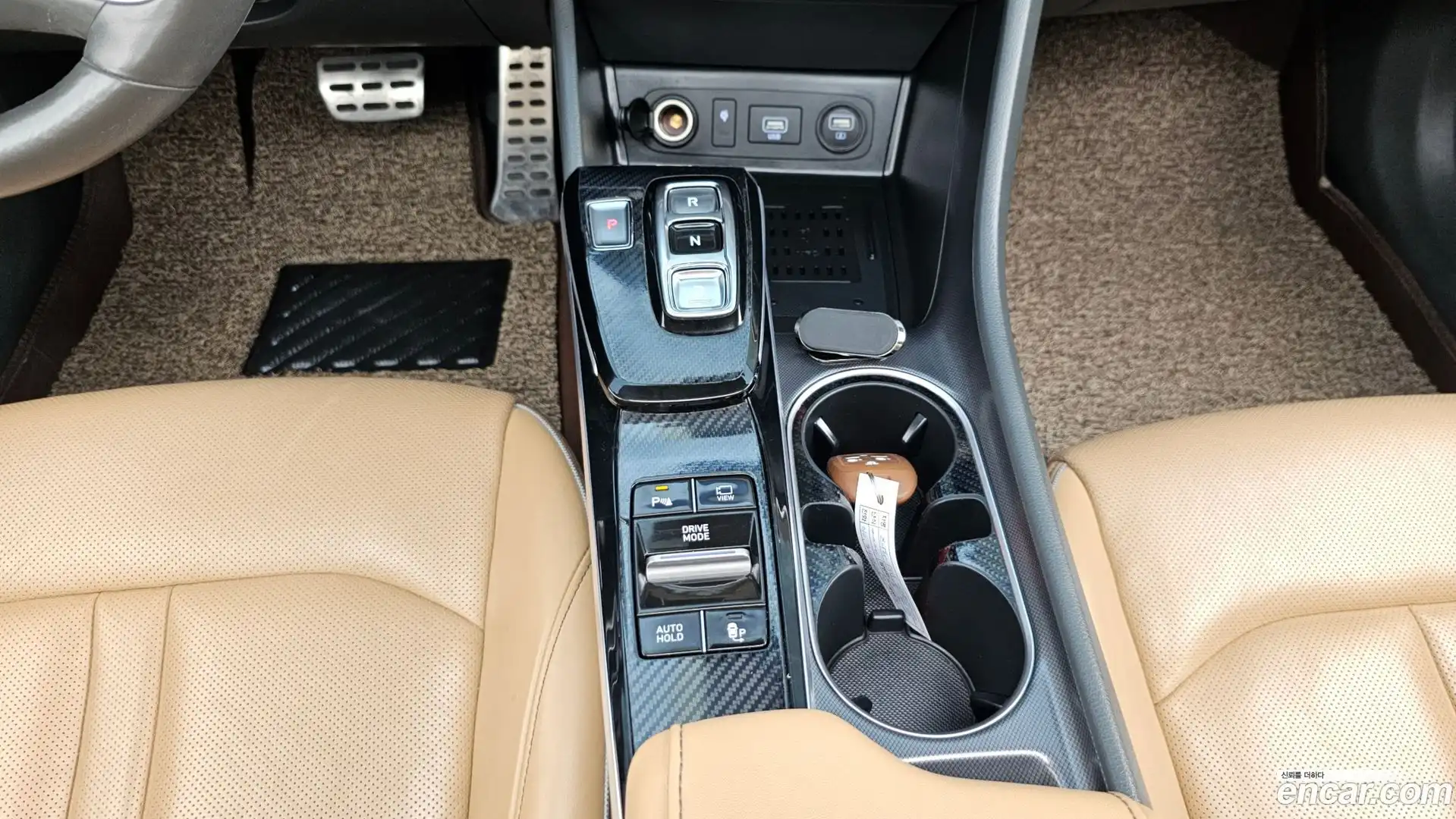 Sonata Hyundai 2019.4-INNER-009