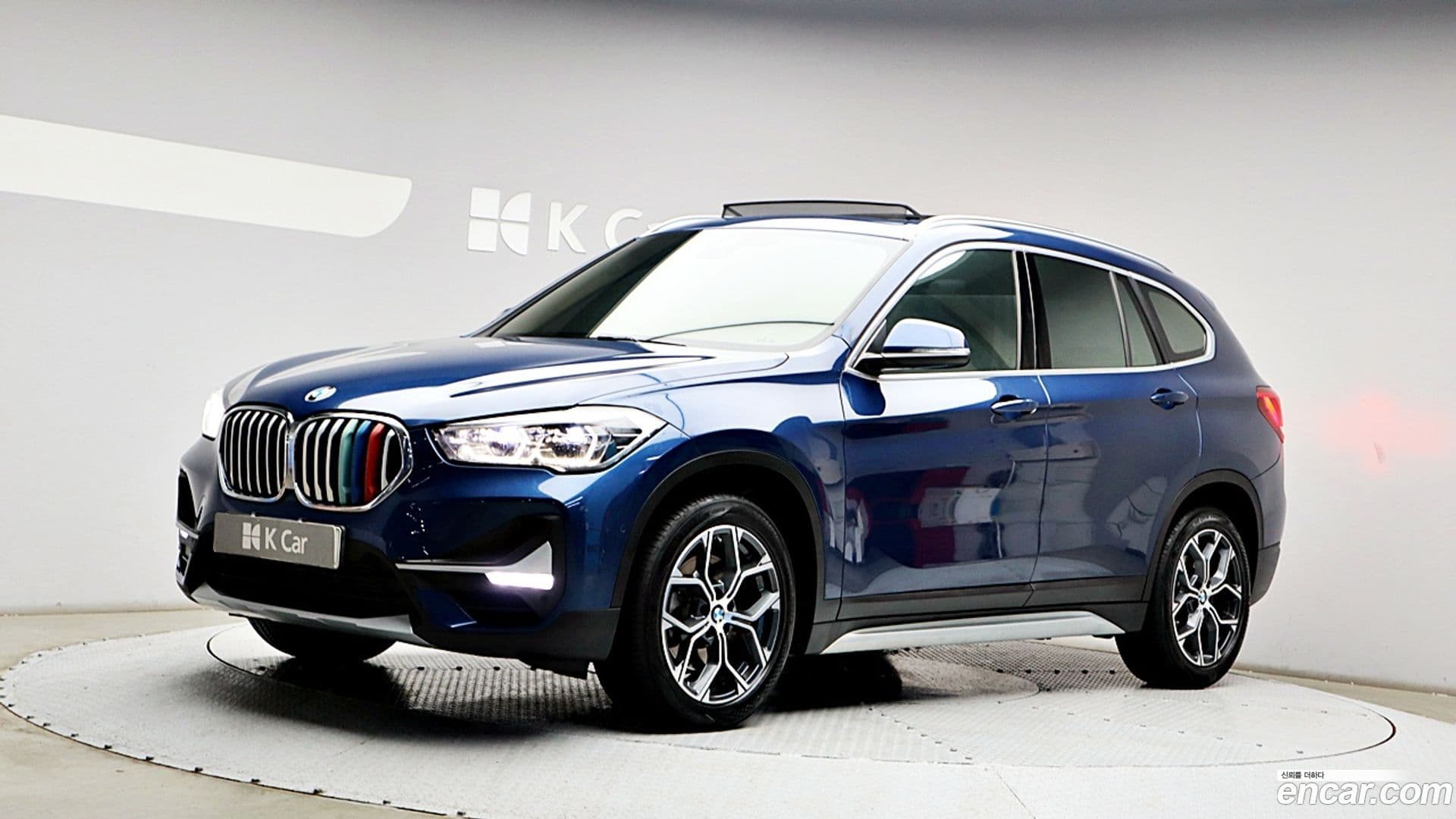 Main__Slider__Photo:X1 BMW 2021.10-0