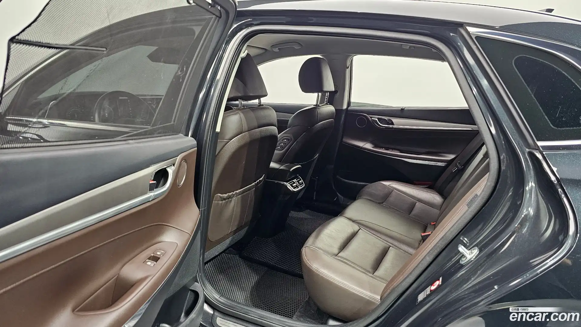 Grandeur Hyundai 2020.2-OPTION-015
