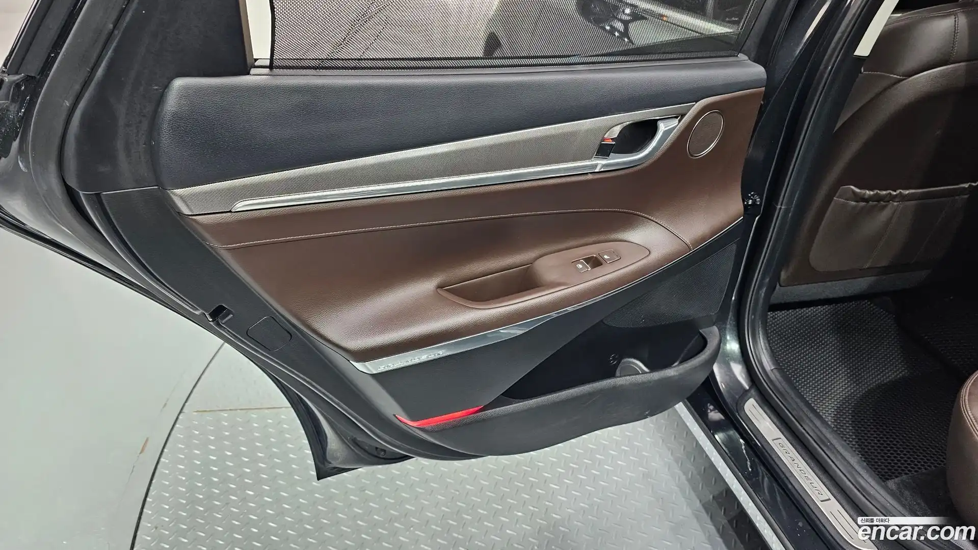 Grandeur Hyundai 2020.2-INNER-035