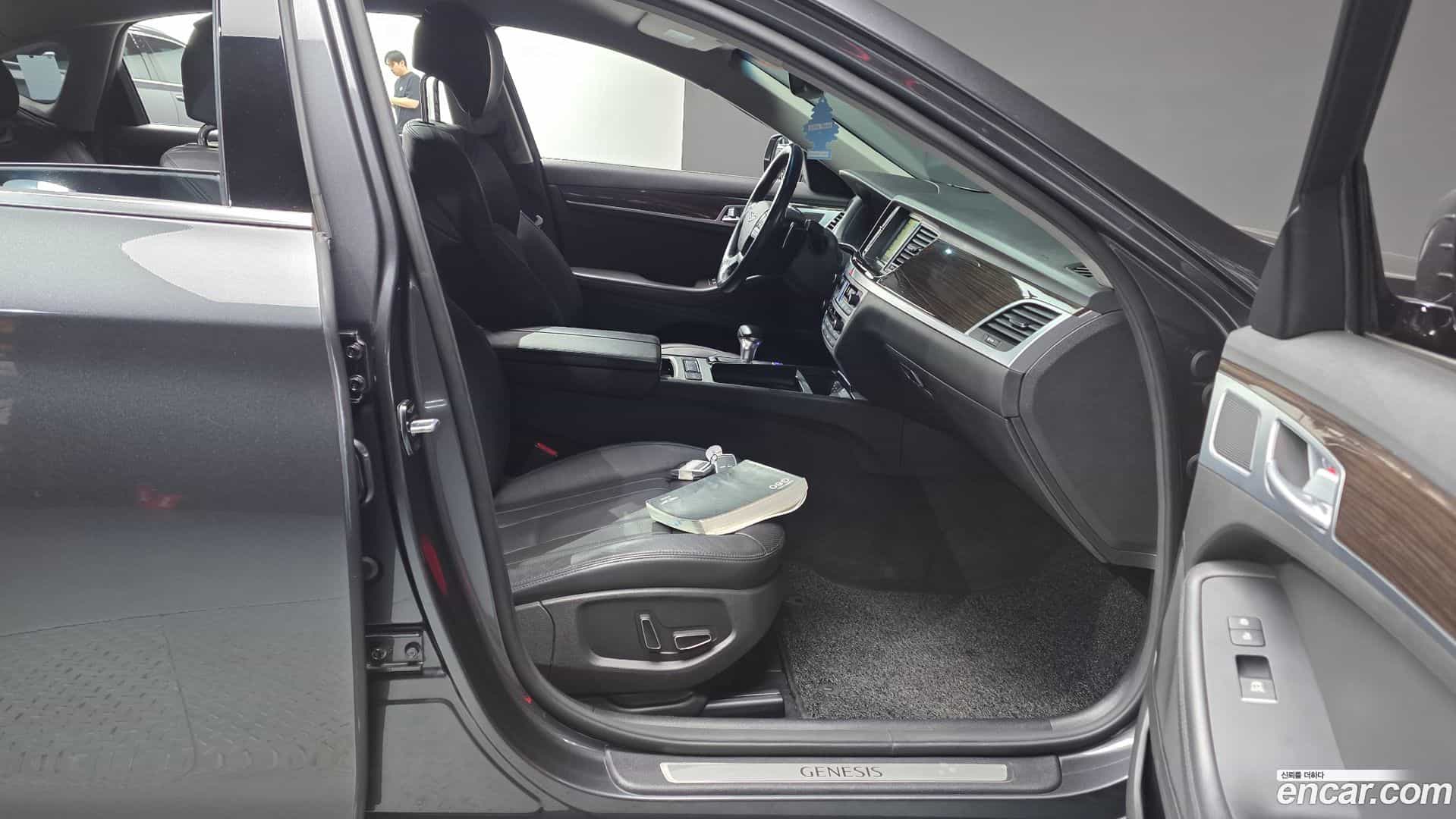 G80 Genesis 2016.9-INNER-036