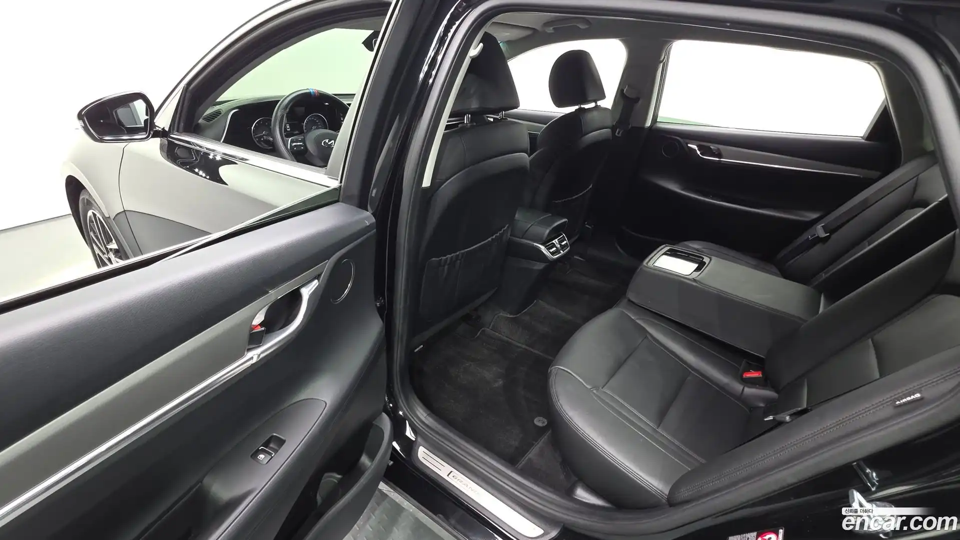 Grandeur Hyundai 2022.4-OPTION-015