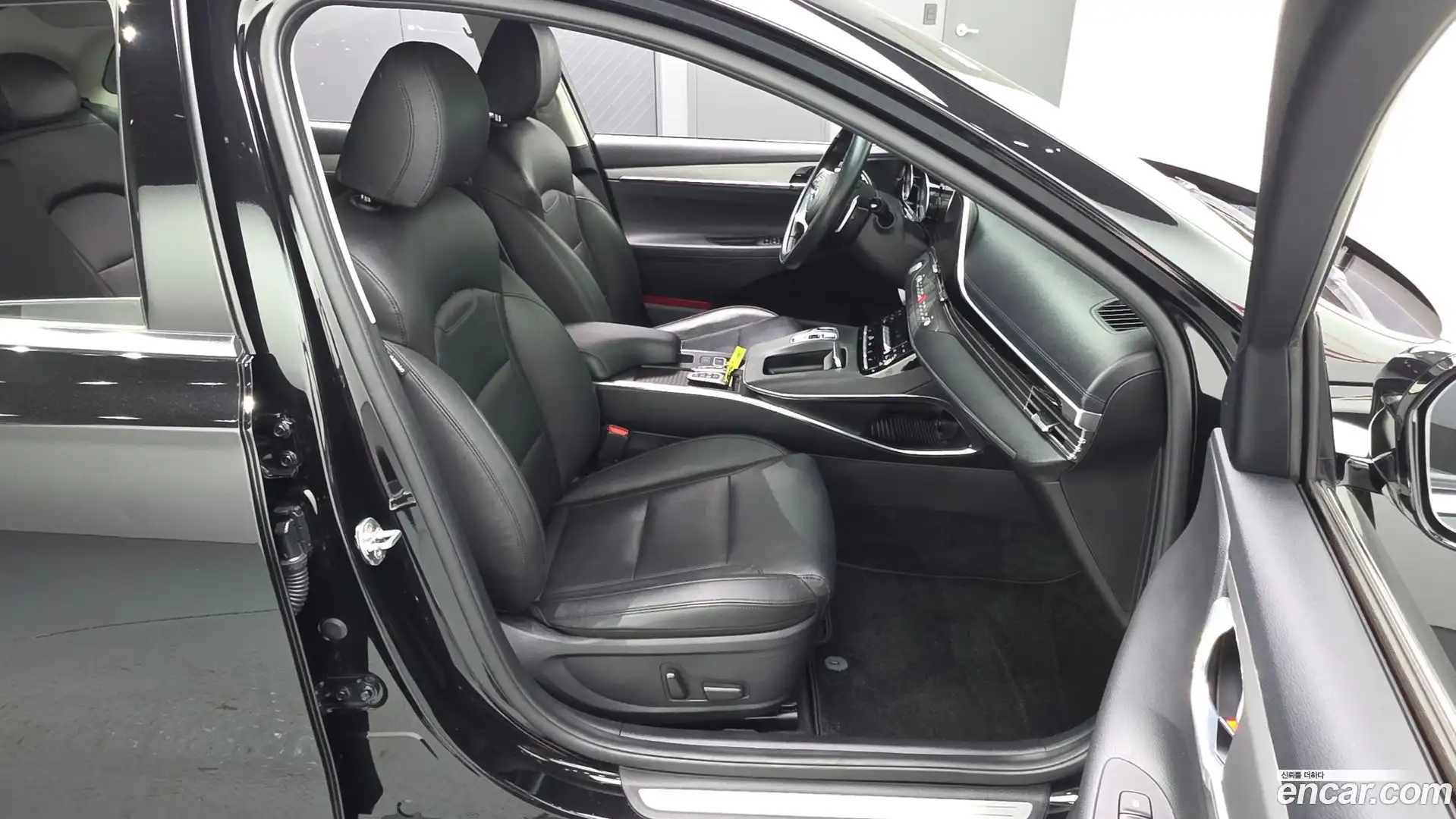 Grandeur Hyundai 2022.4-OPTION-016