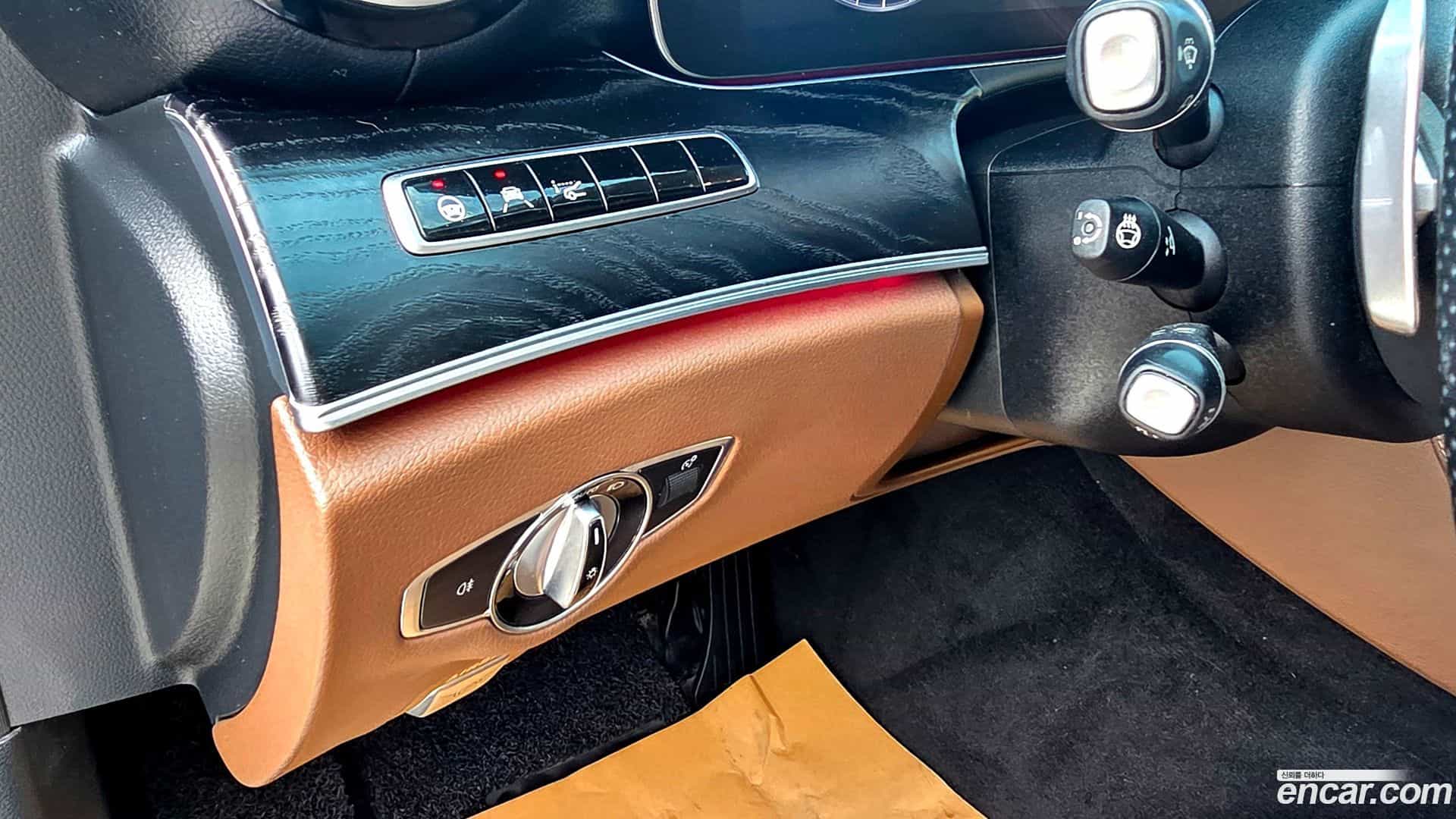 E-Class Mercedes-Benz 2017.4-OPTION-017