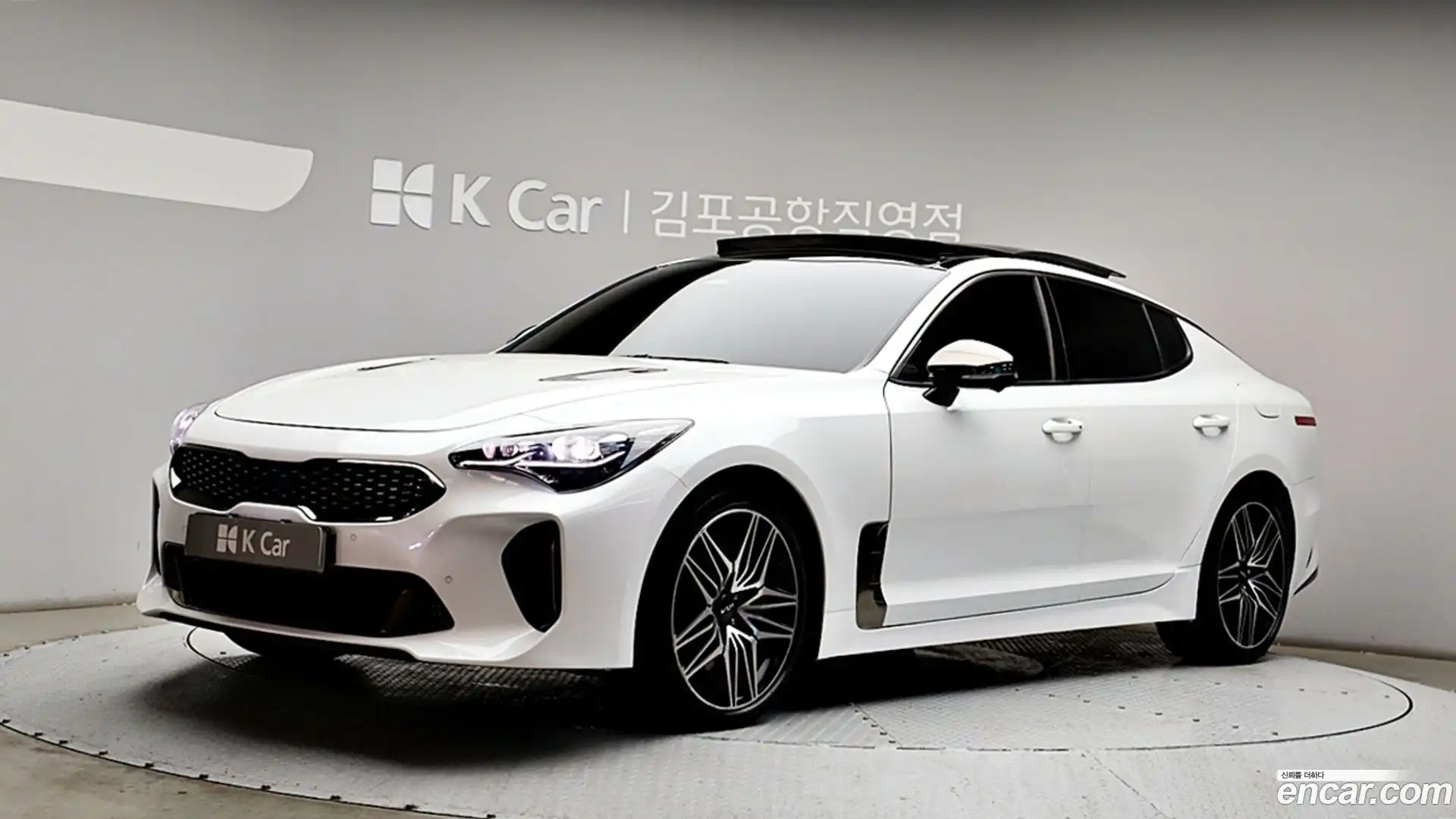 Stinger Kia 2023.2-OUTER-001