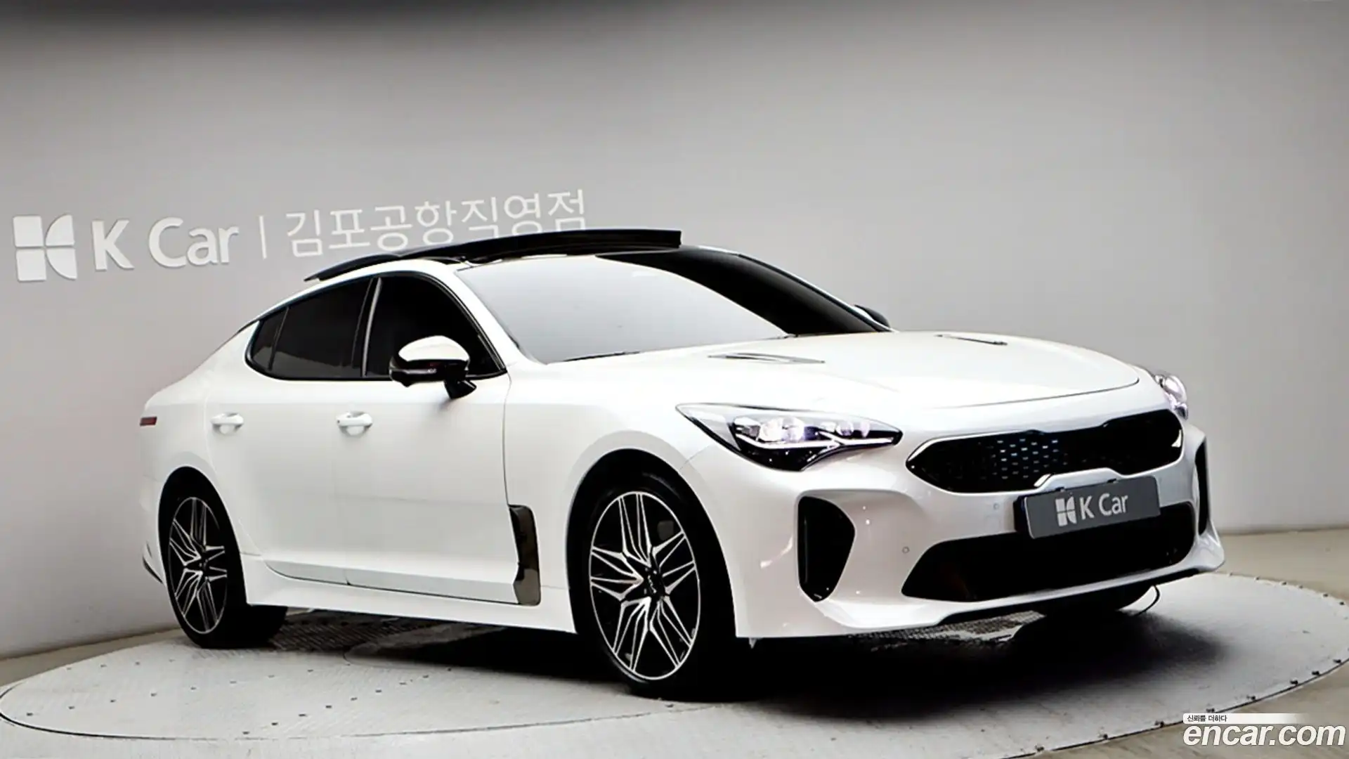 Stinger Kia 2023.2-OUTER-003
