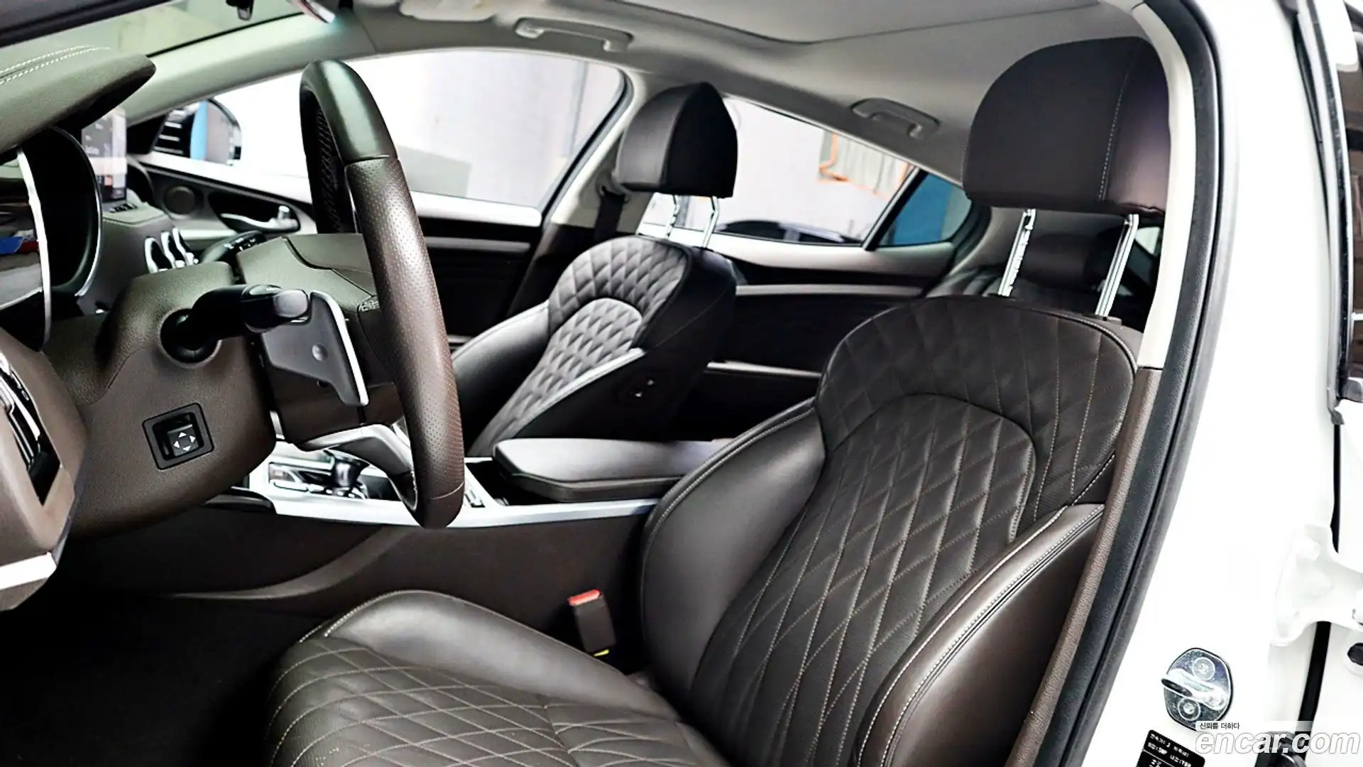 Stinger Kia 2023.2-INNER-010