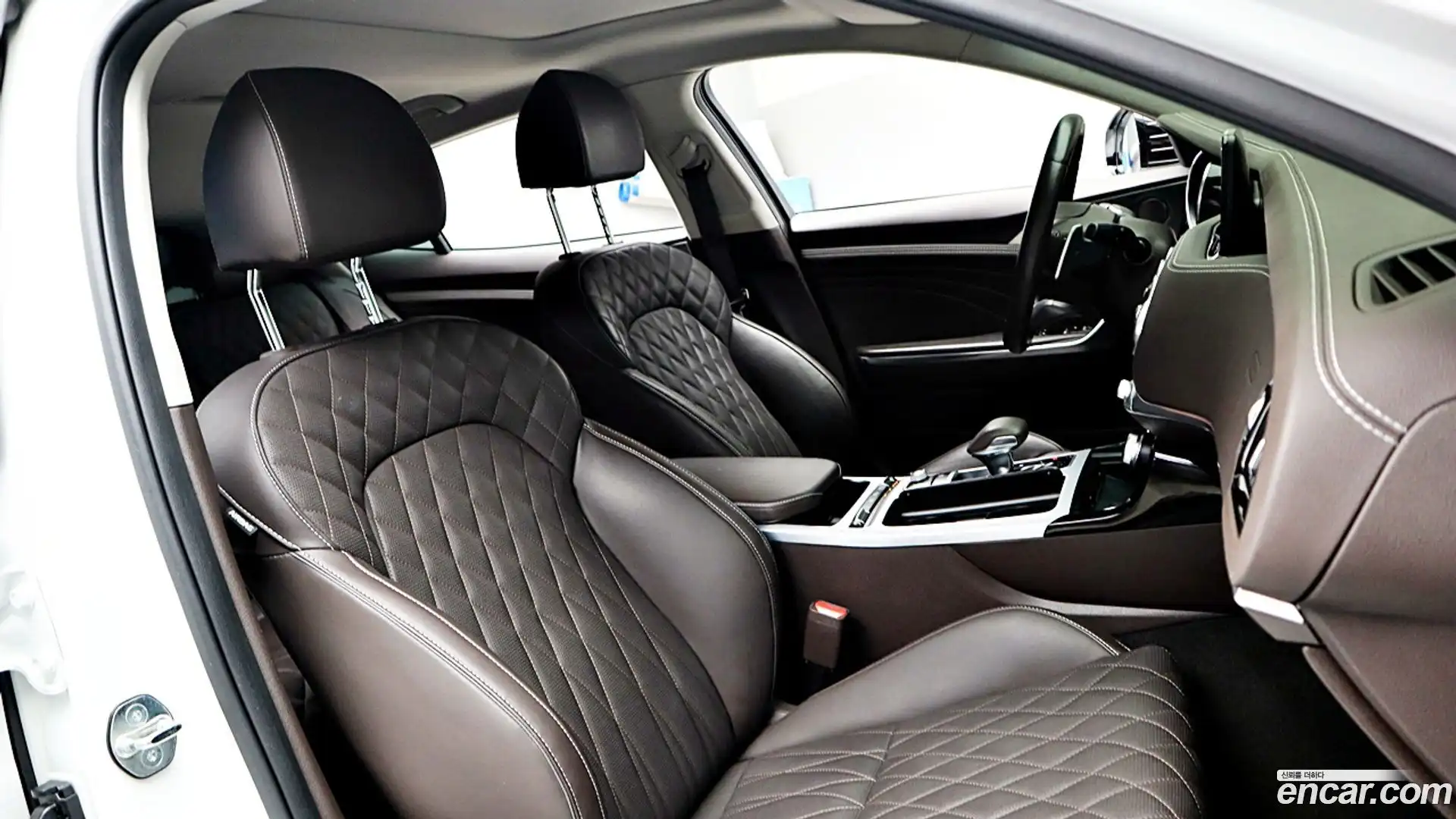 Stinger Kia 2023.2-OPTION-015