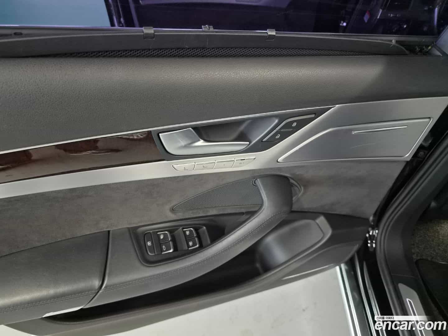 A8 Audi 2015.10-INNER-010