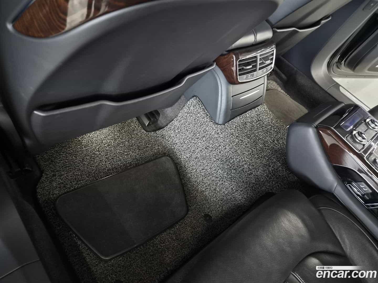 A8 Audi 2015.10-OPTION-016