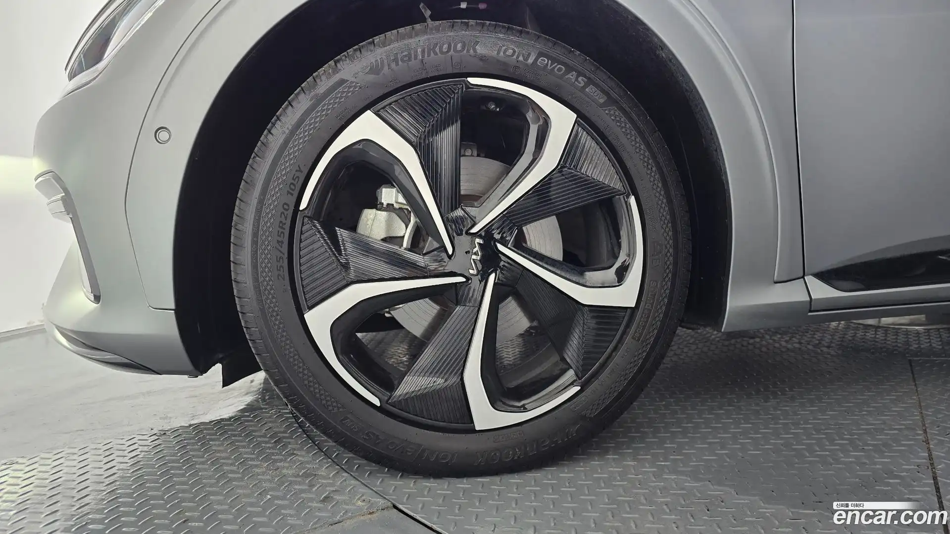 EV6 Kia 2021.10-OUTER-005