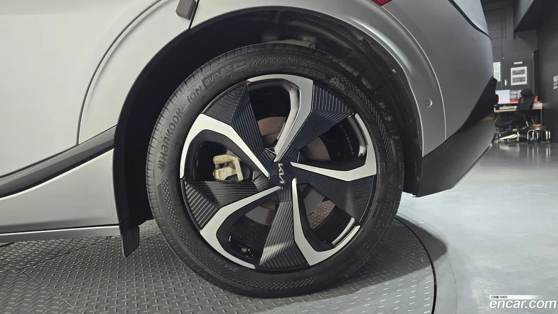 EV6 Kia 2021.10-OUTER-031