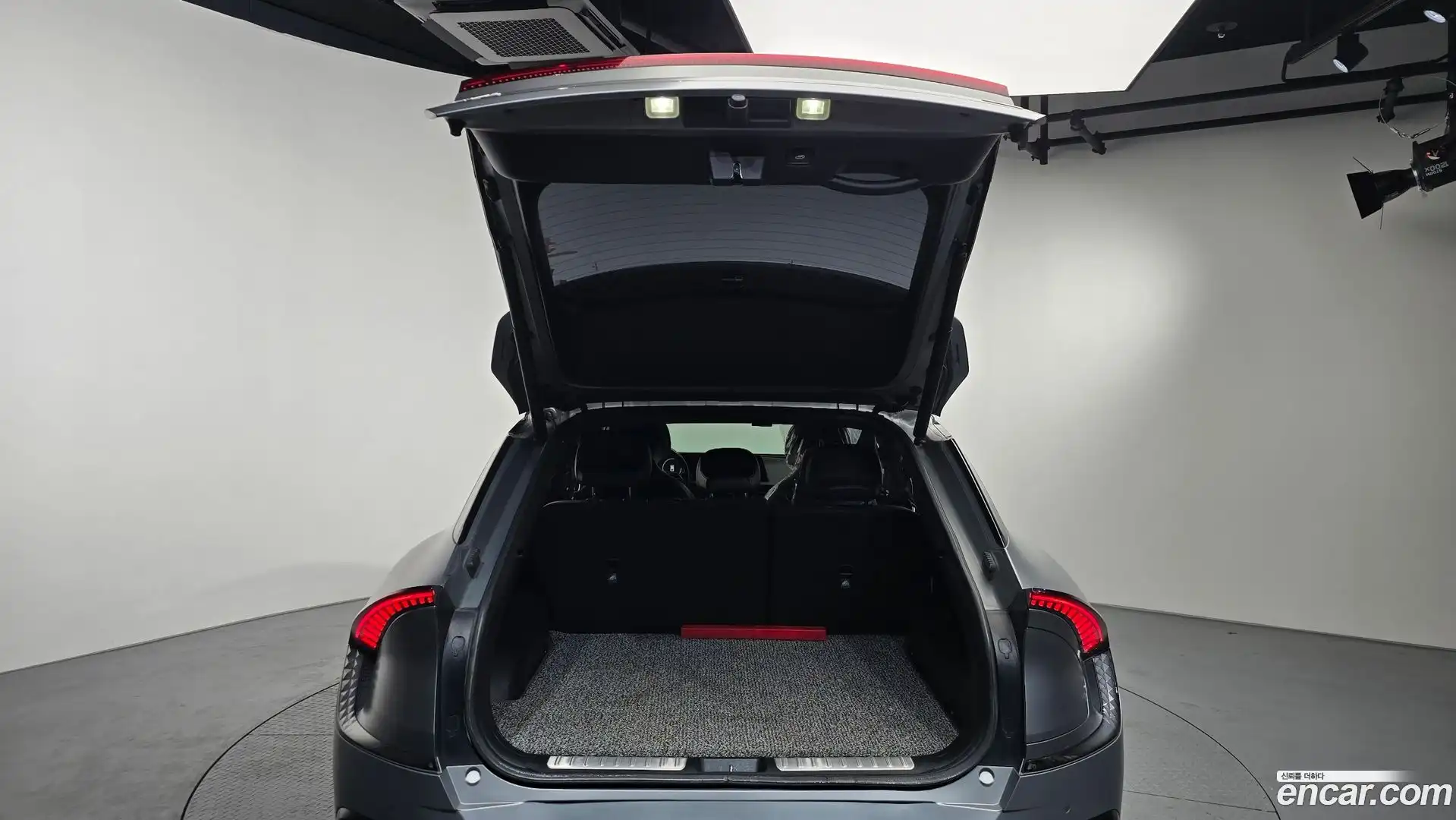 EV6 Kia 2021.10-OPTION-044
