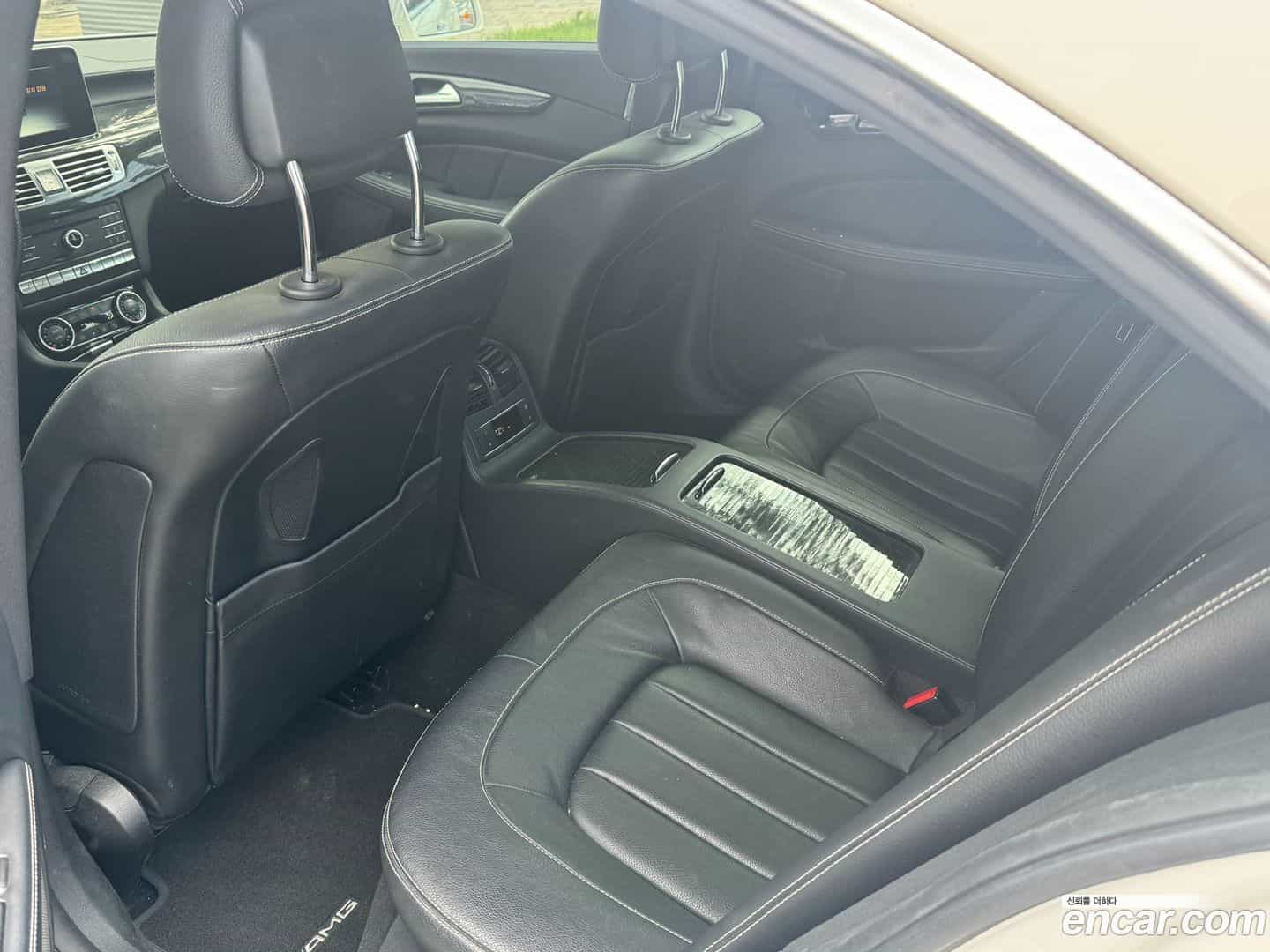 CLS-Class Mercedes-Benz 2015.11-INNER-008