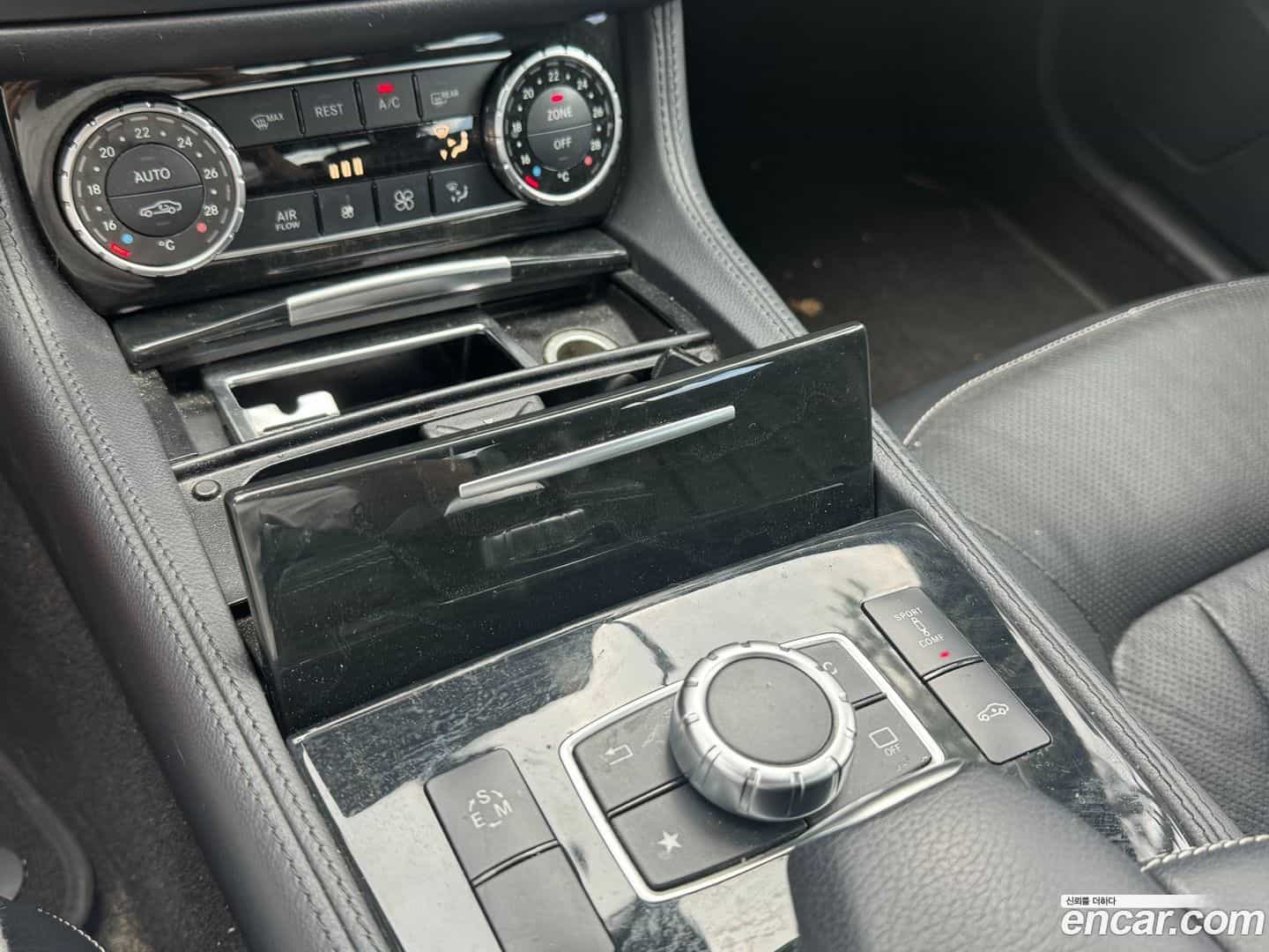 CLS-Class Mercedes-Benz 2015.11-OPTION-017