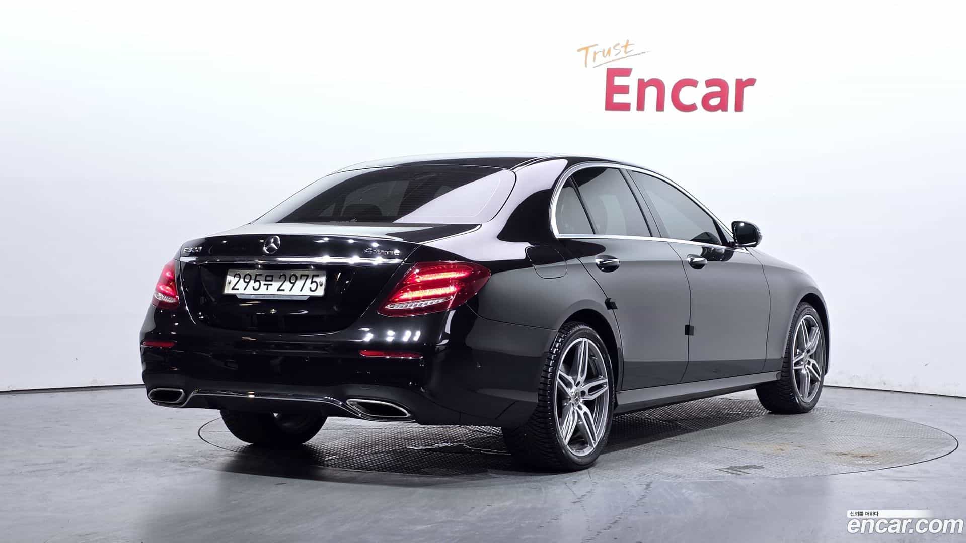 E-Class Mercedes-Benz 2020.5-OUTER-002