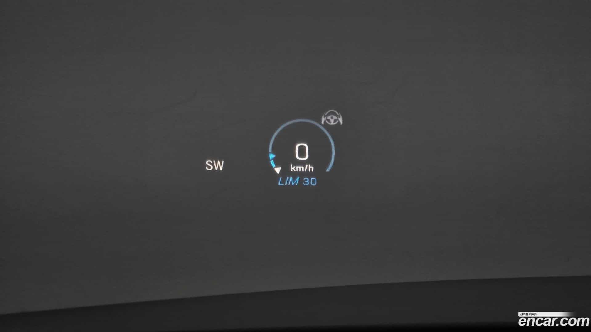 E-Class Mercedes-Benz 2020.5-OPTION-018