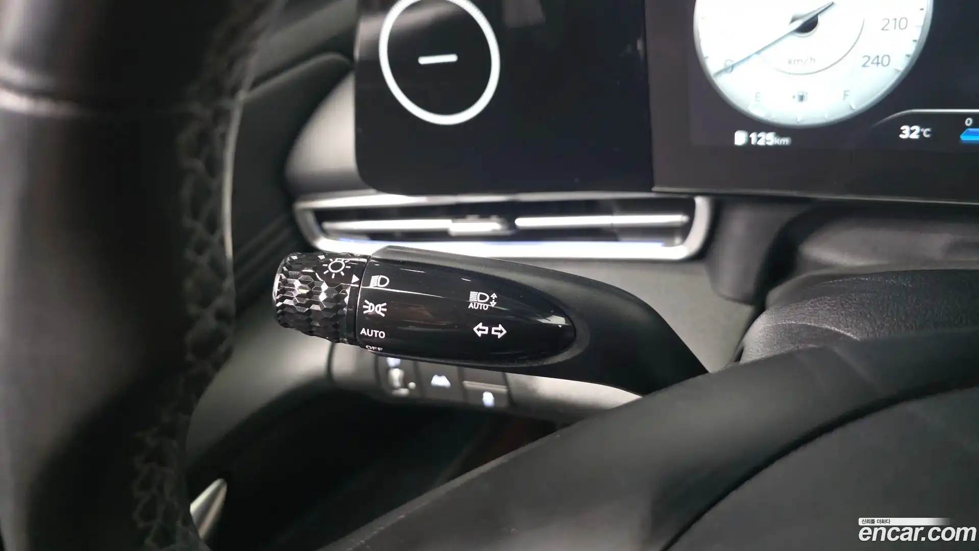AVANTE Hyundai 2020.10-OPTION-021