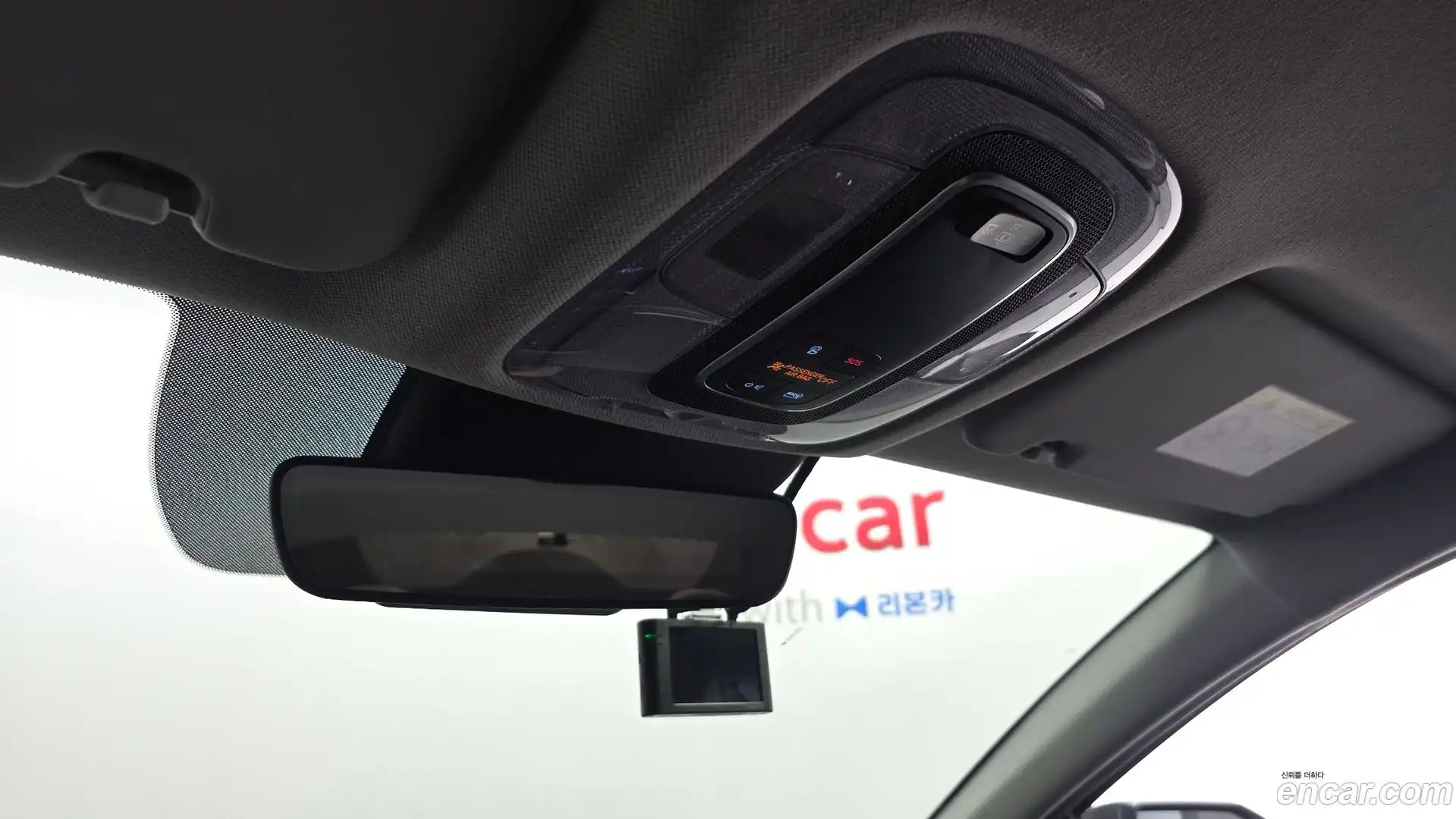 AVANTE Hyundai 2020.10-OPTION-022