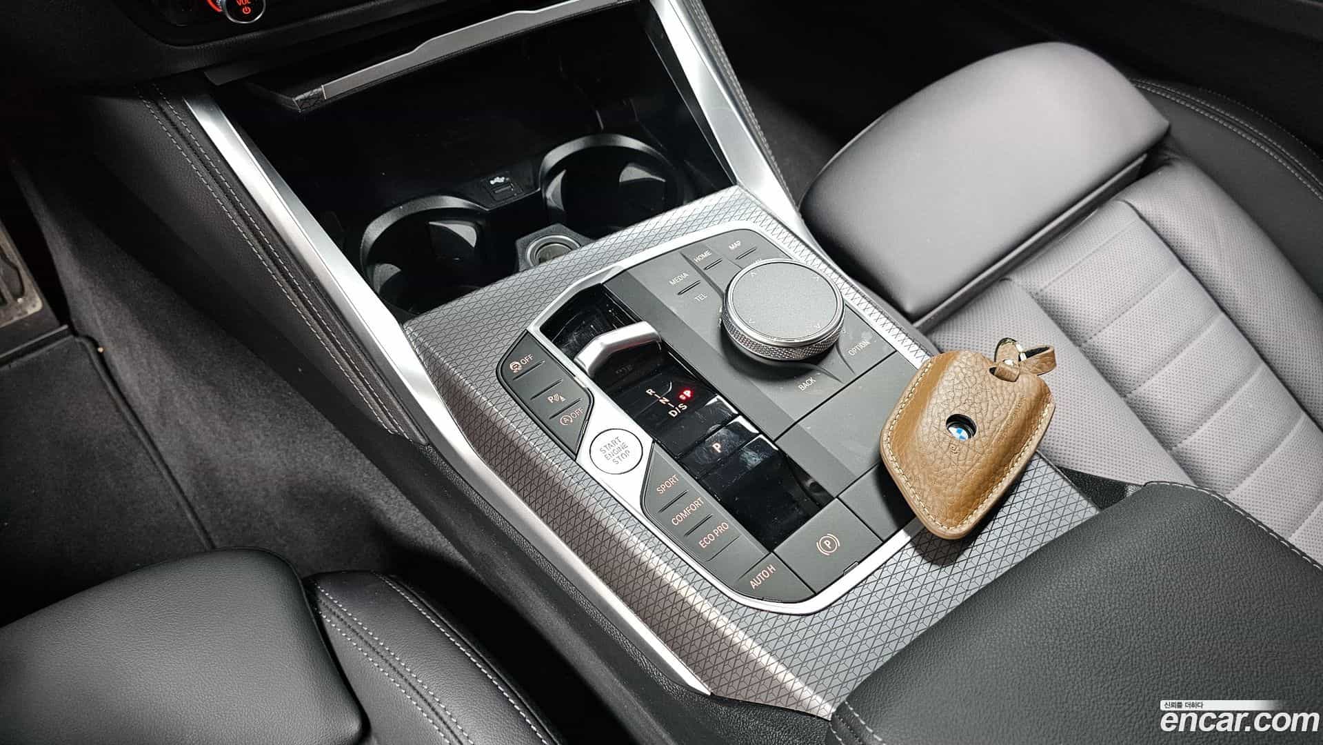 4-Series BMW 2025.5-INNER-009