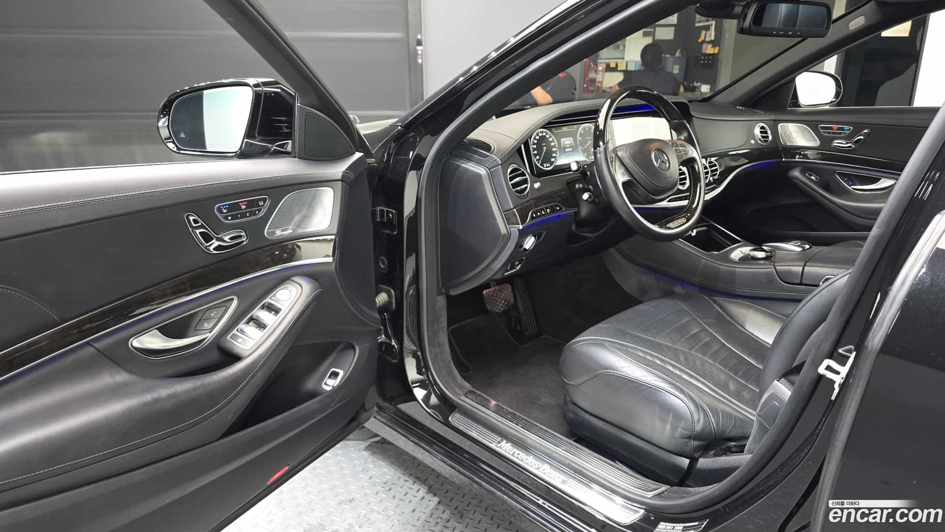 S-Class Mercedes-Benz 2016.1-INNER-010