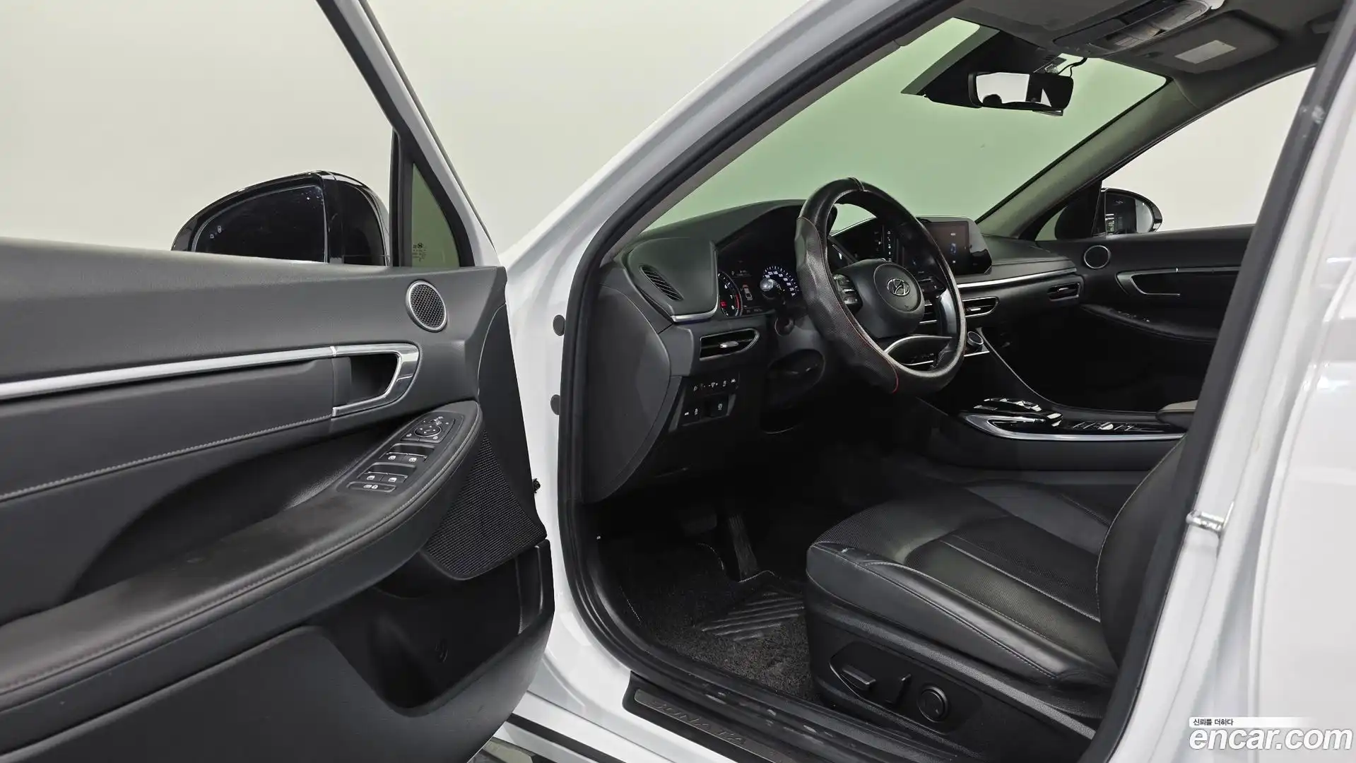 Sonata Hyundai 2022.3-OPTION-015
