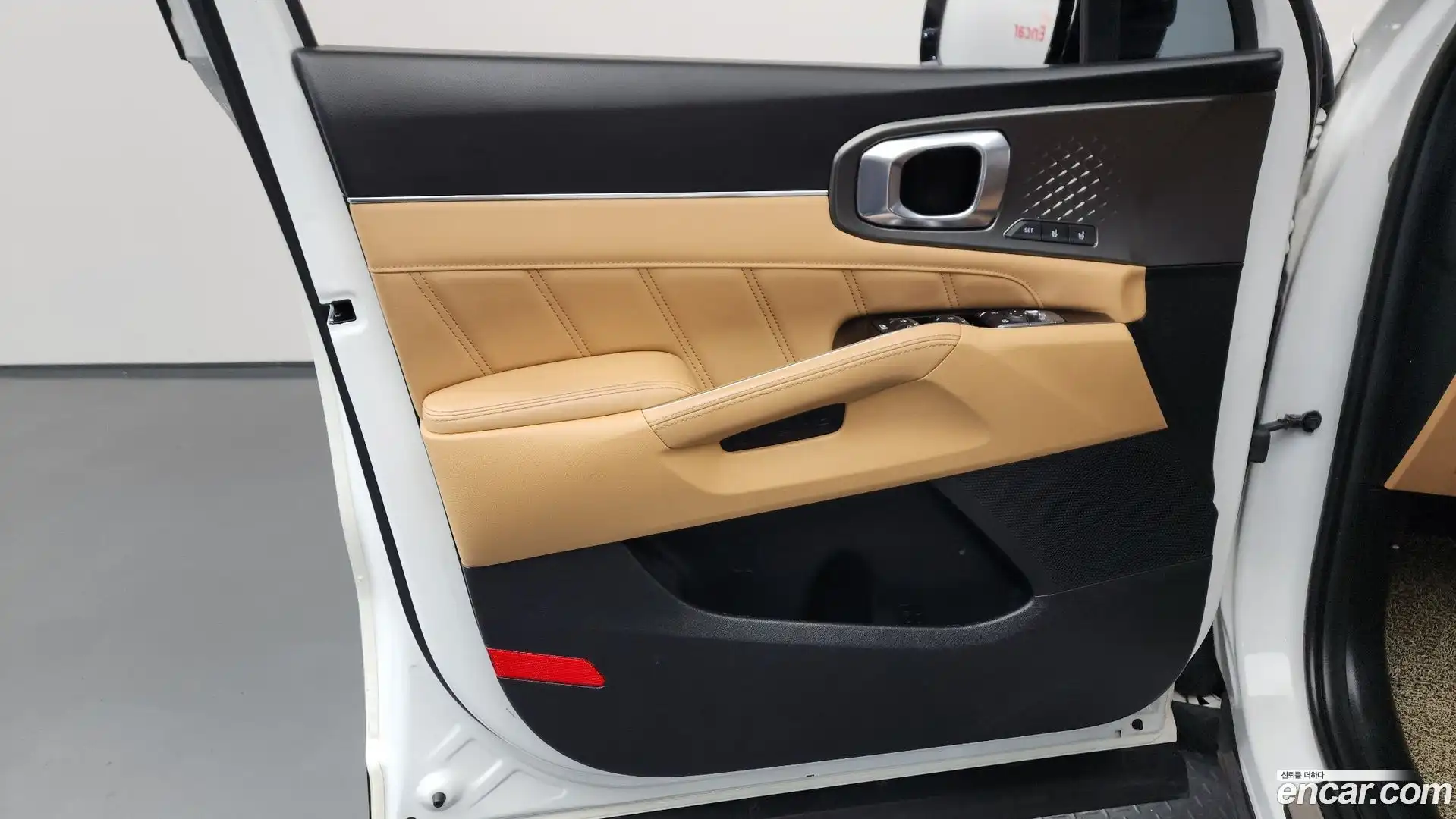 Sorento Kia 2022.9-INNER-034