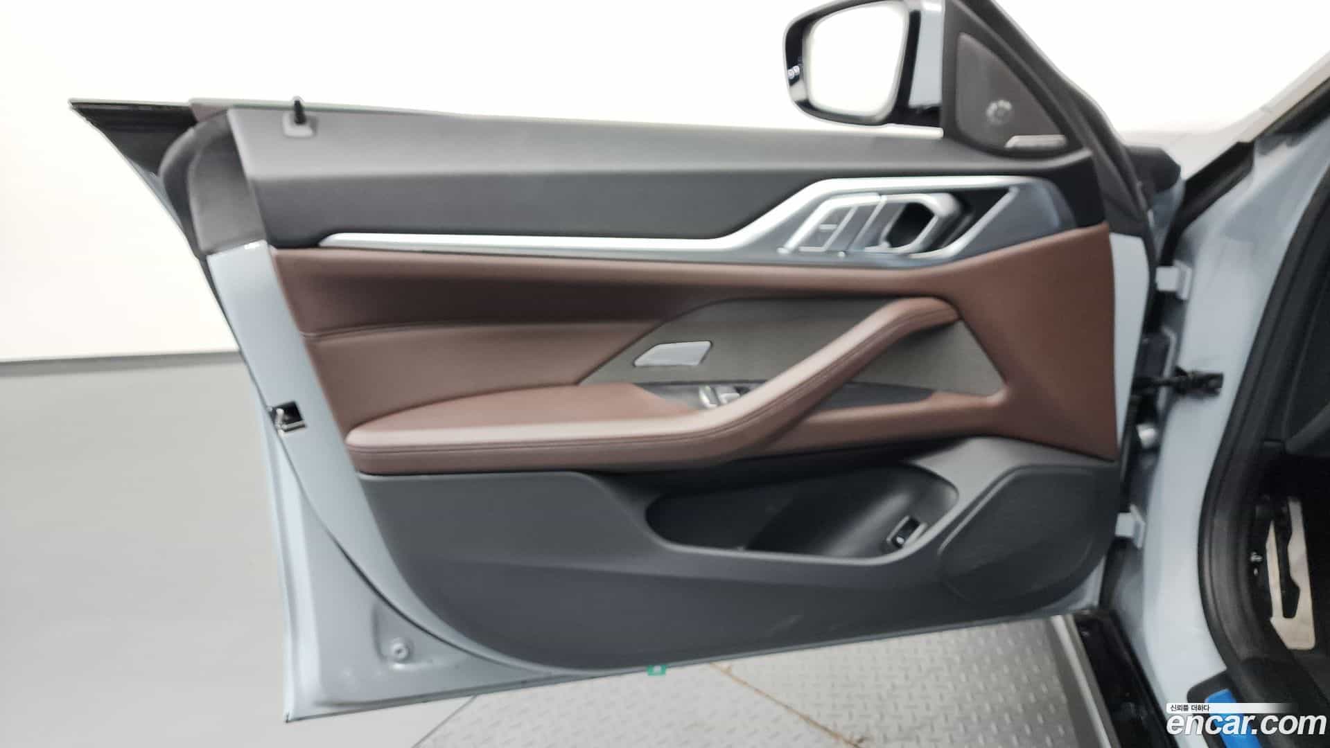 i4 BMW 2022.10-INNER-034