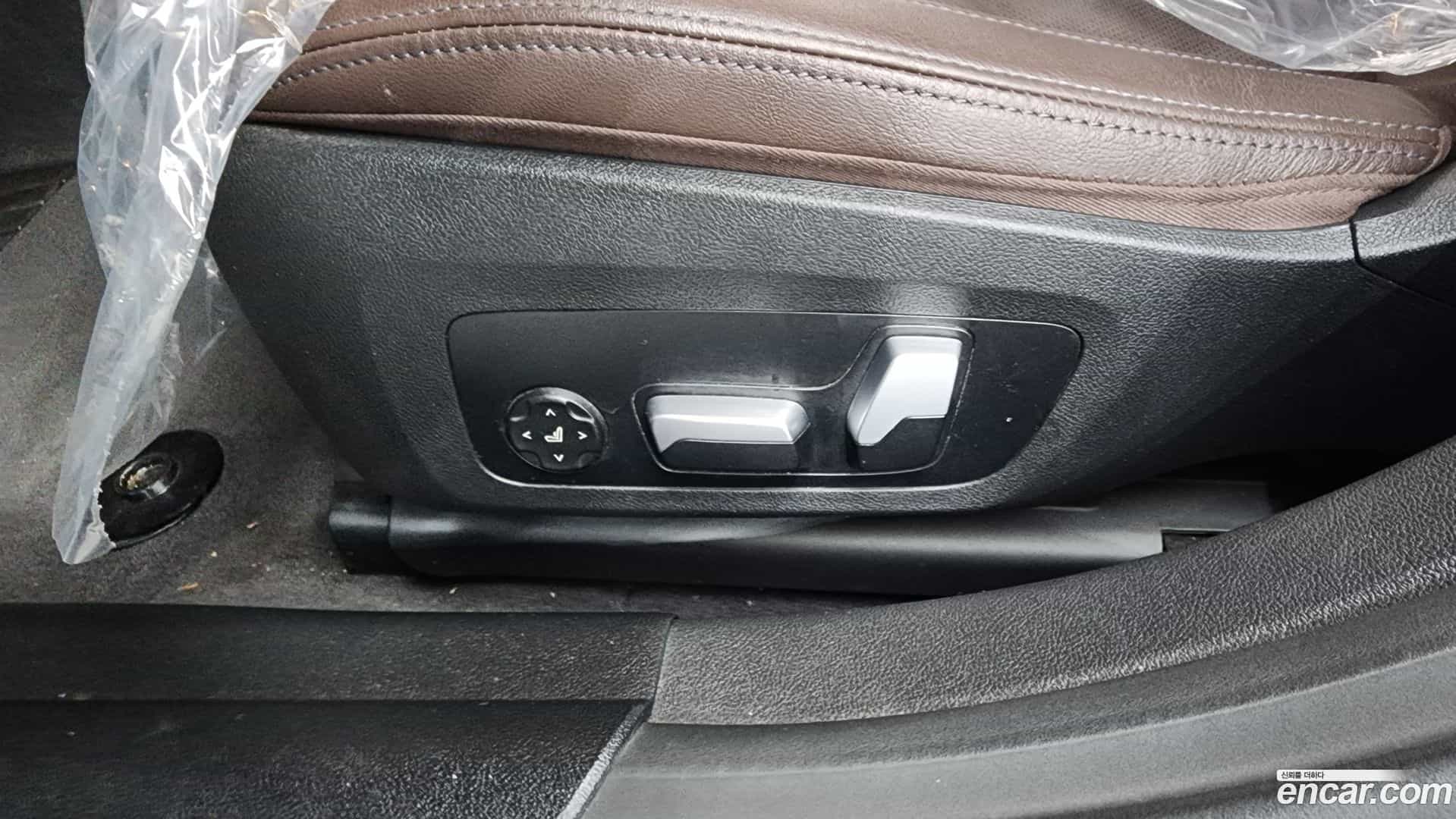 i4 BMW 2022.10-OPTION-044