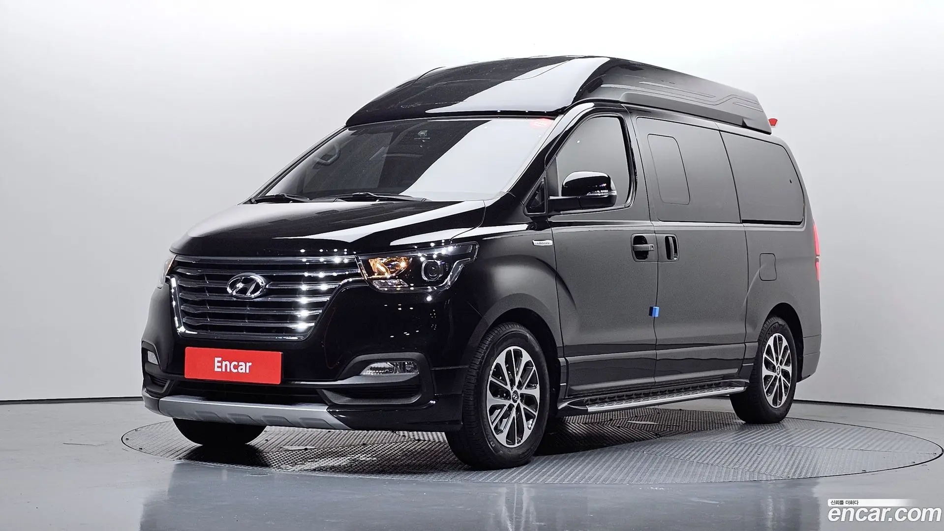 Main__Slider__Photo:Starex Hyundai 2018.7-0