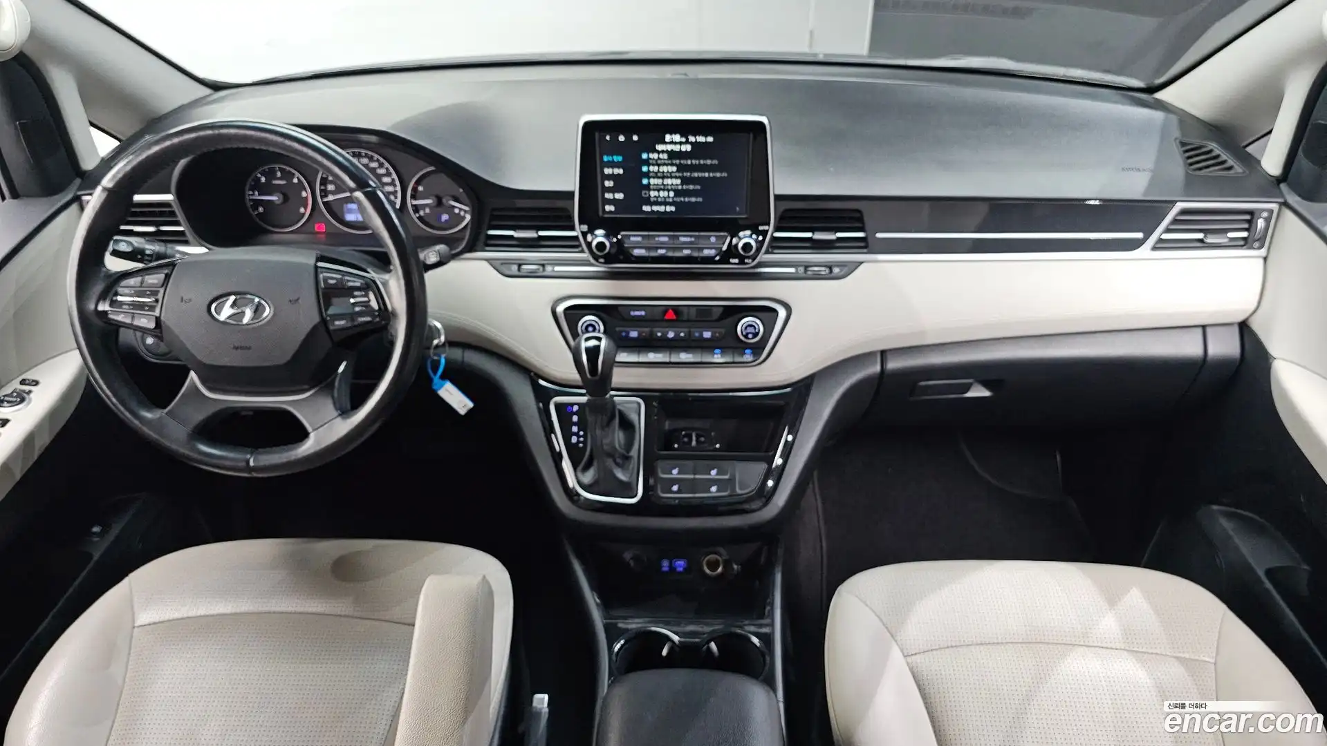 Starex Hyundai 2018.7-INNER-007