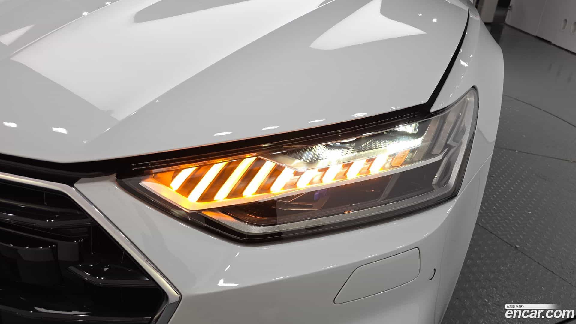 A7 Audi 2022.1-OUTER-032