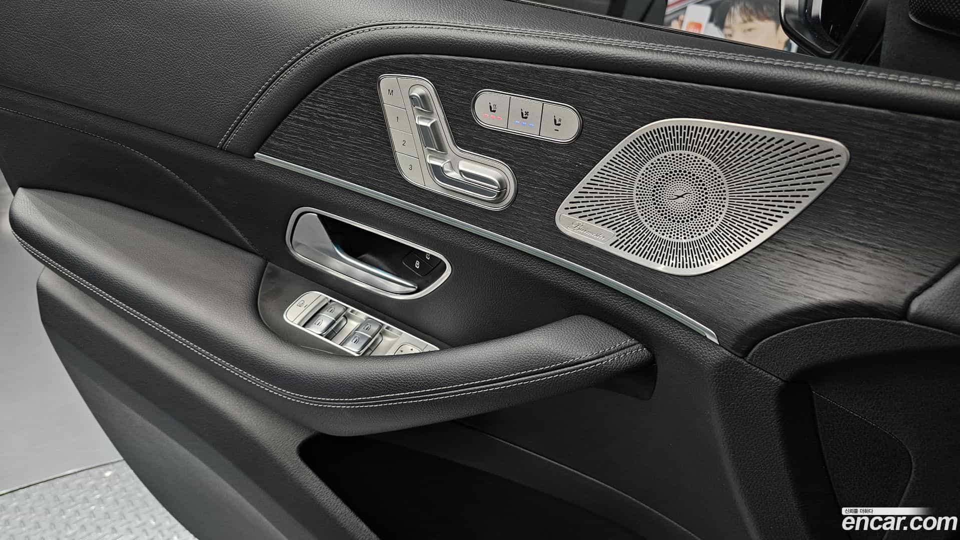 GLS-Class Mercedes-Benz 2022.9-OPTION-042