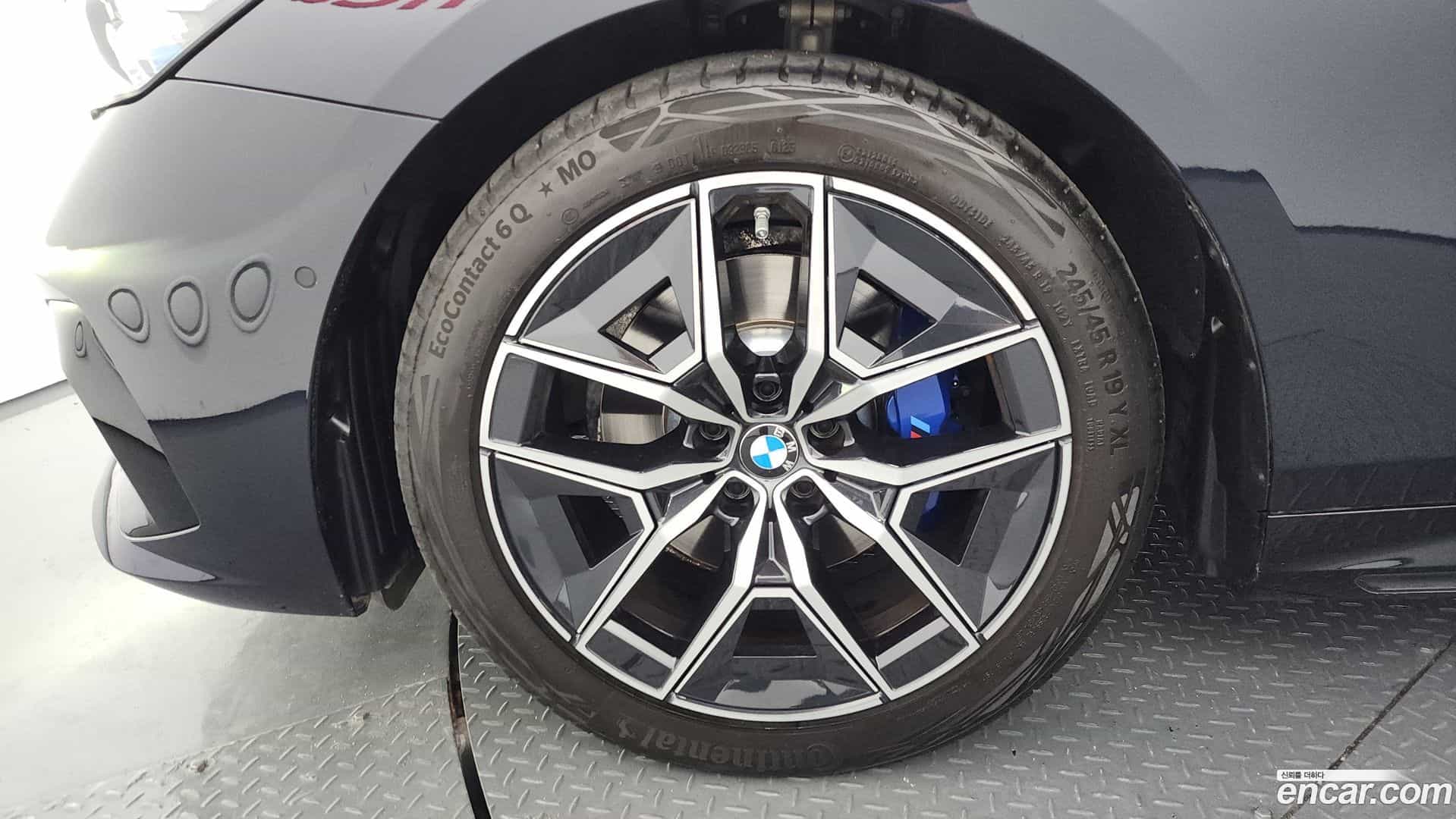 5-Series BMW 2025.5-OUTER-005