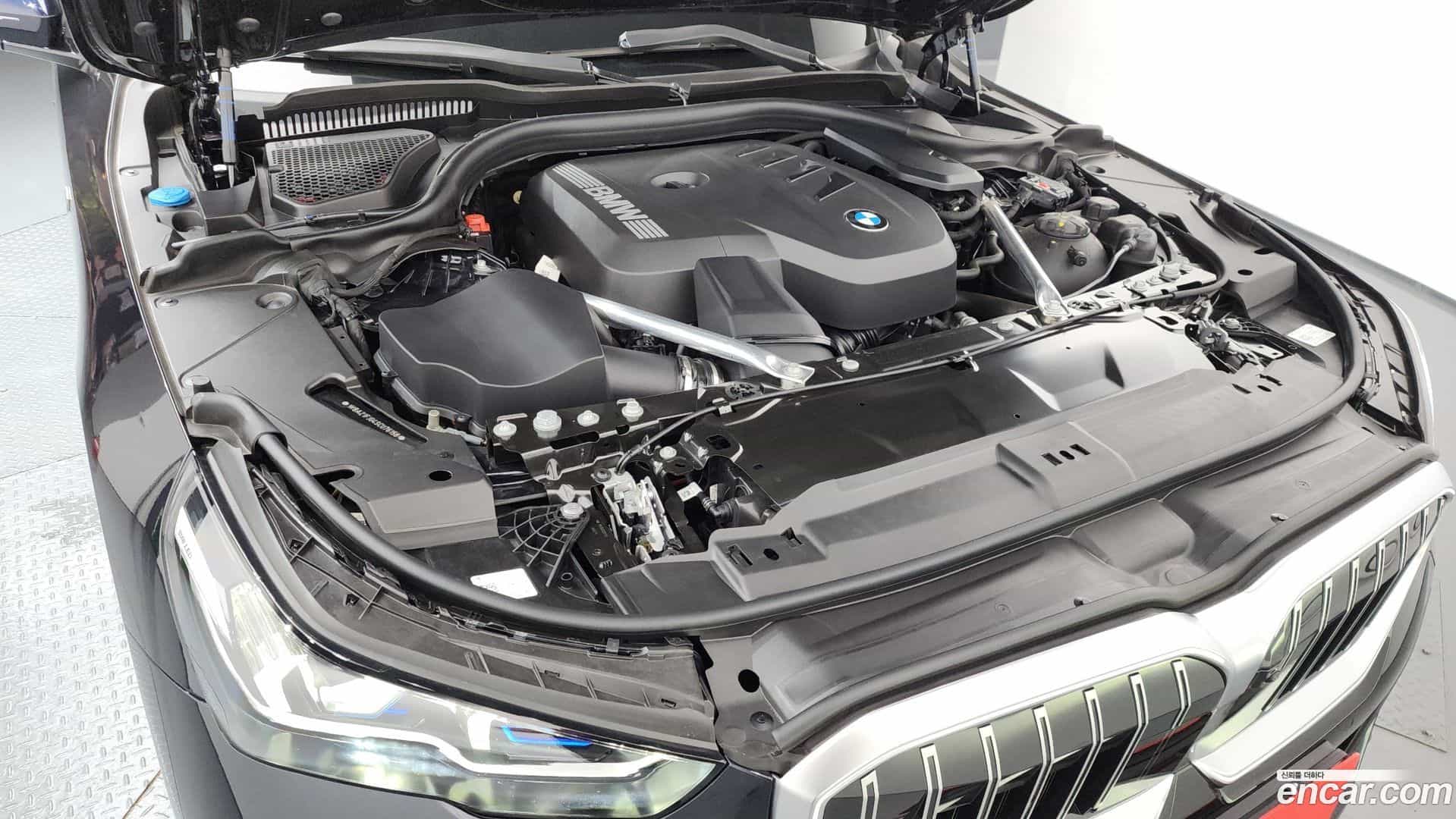 5-Series BMW 2025.5-OUTER-006