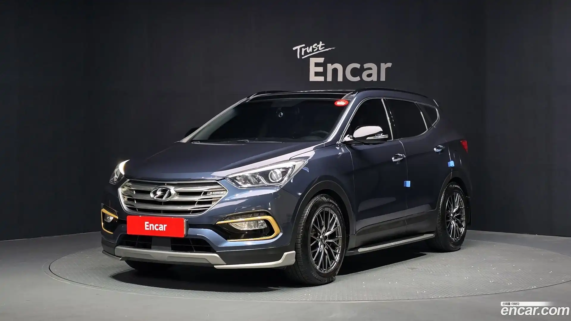 Santafe Hyundai 2014.10-OUTER-001