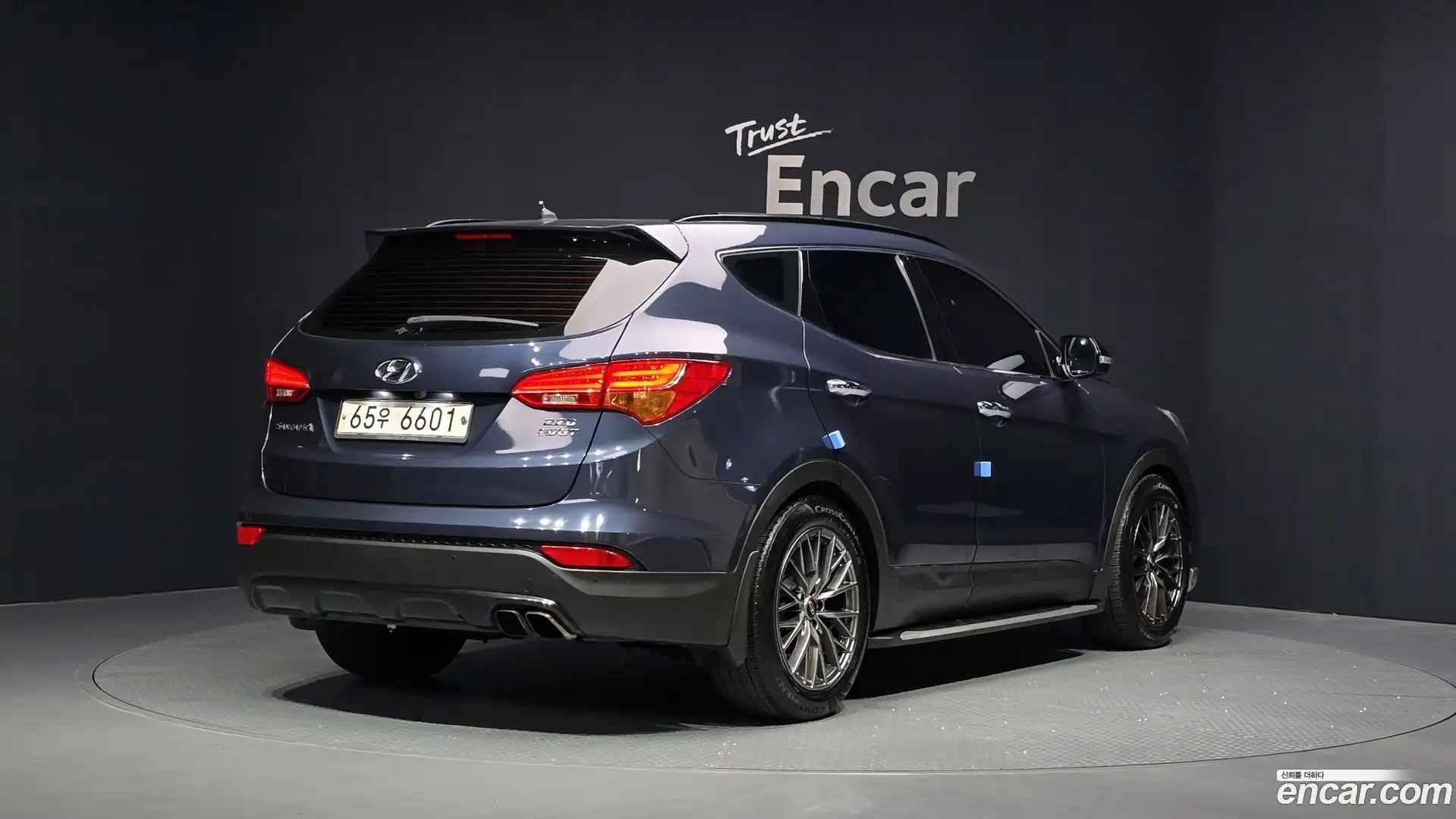 Santafe Hyundai 2014.10-OUTER-002