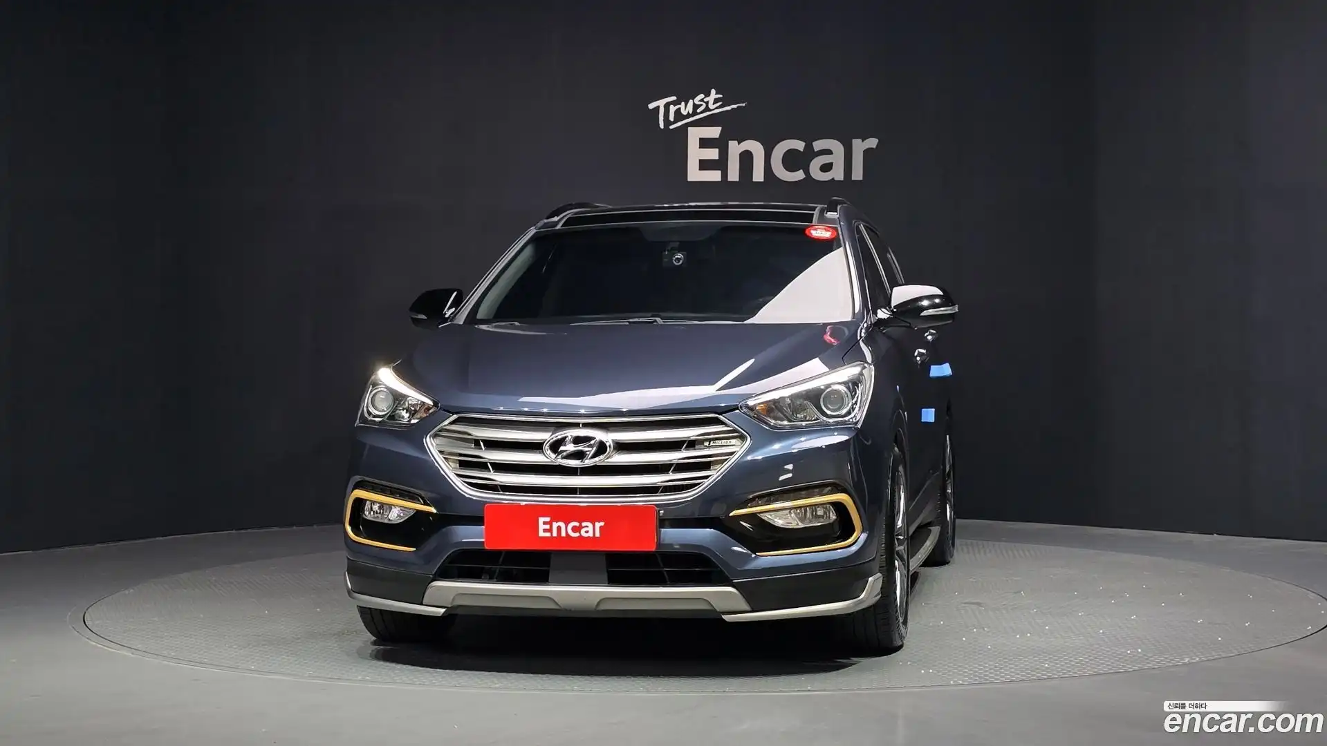 Santafe Hyundai 2014.10-OUTER-003
