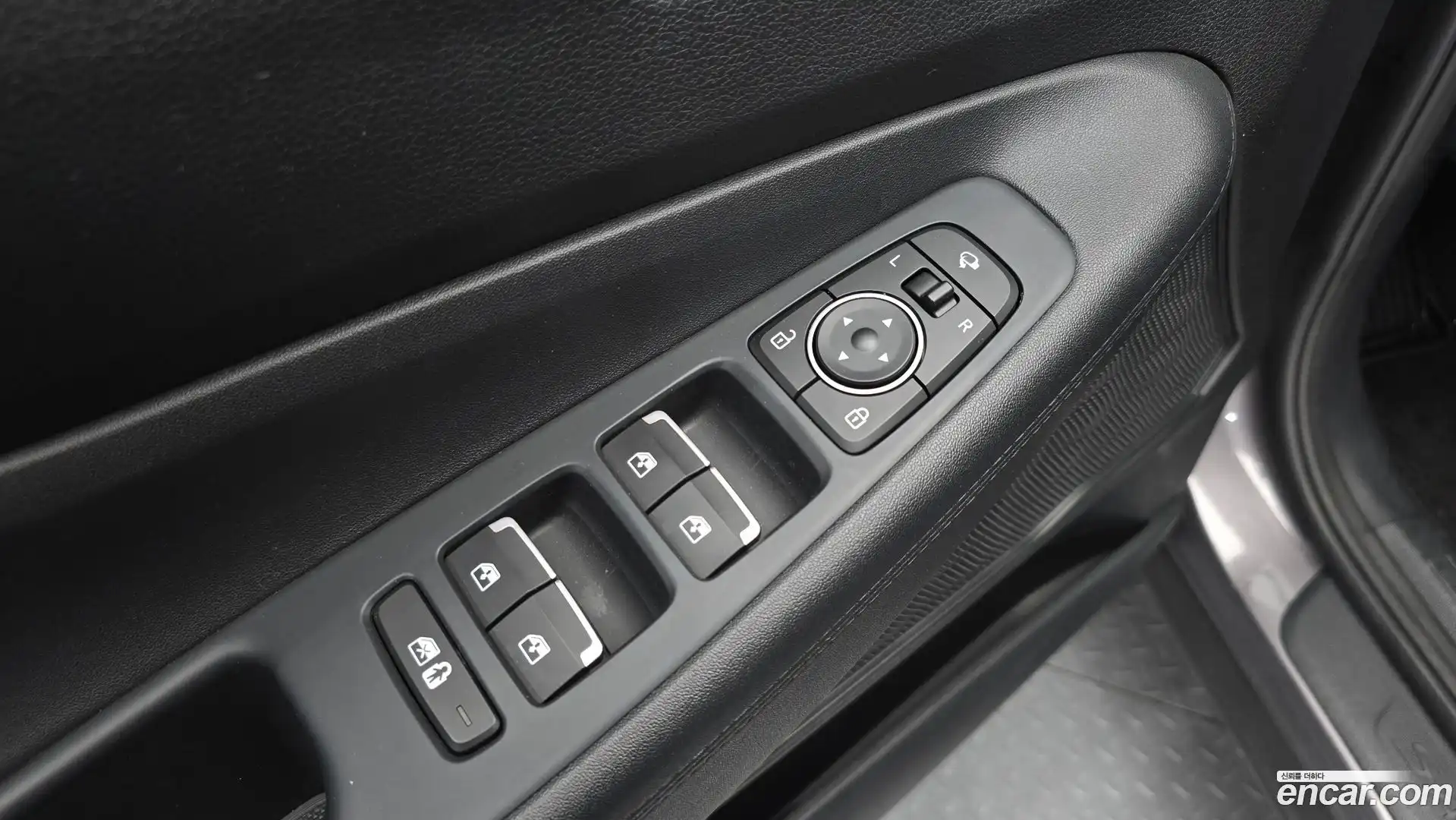 Santafe Hyundai 2022.8-OPTION-041