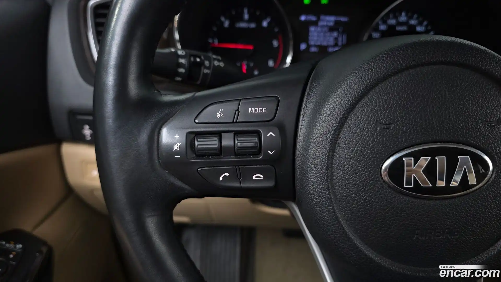 Canival Kia 2018.6-OPTION-044