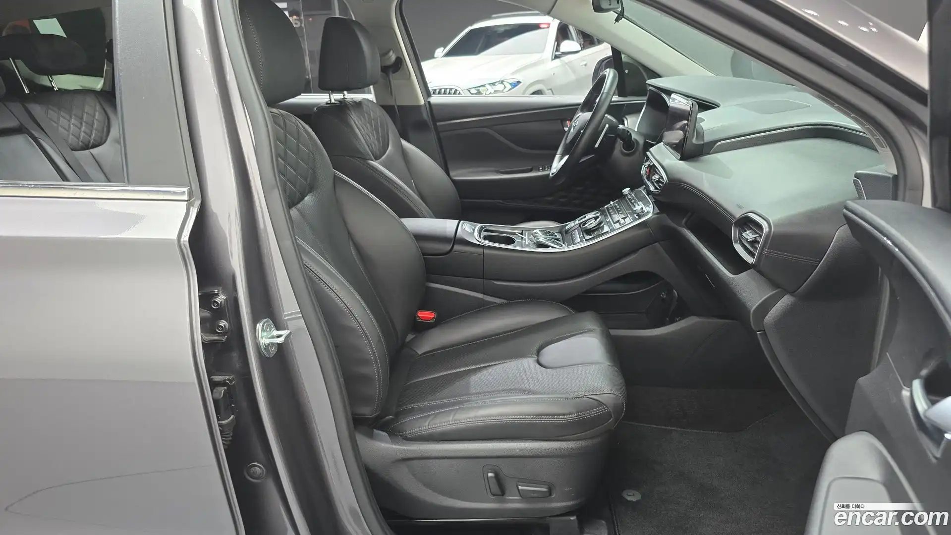 Santafe Hyundai 2022.8-OPTION-015