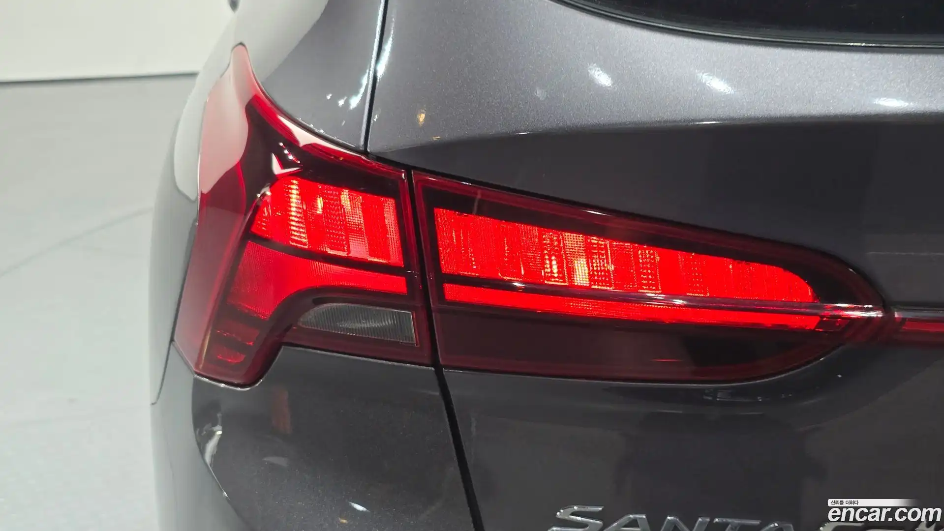 Santafe Hyundai 2022.8-OUTER-033