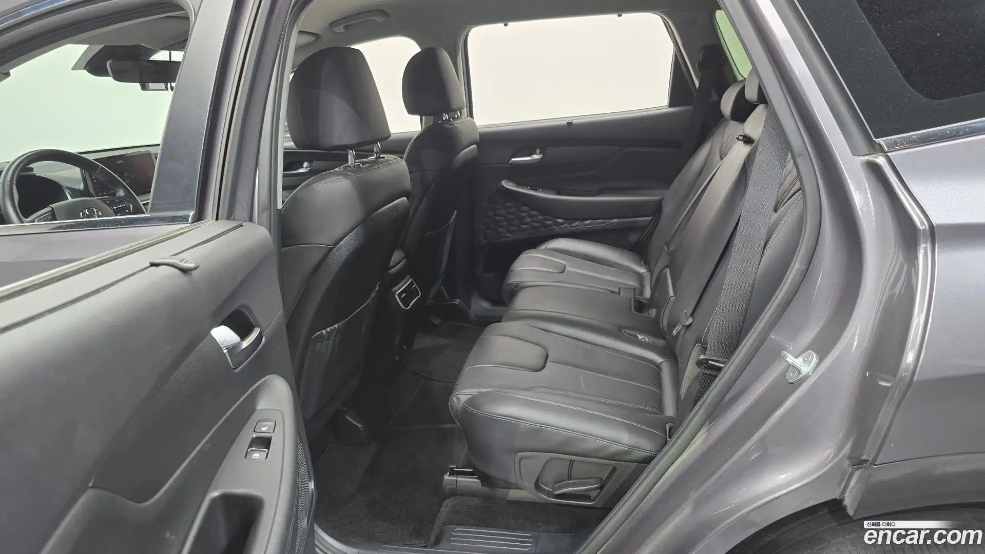 Santafe Hyundai 2022.8-INNER-036