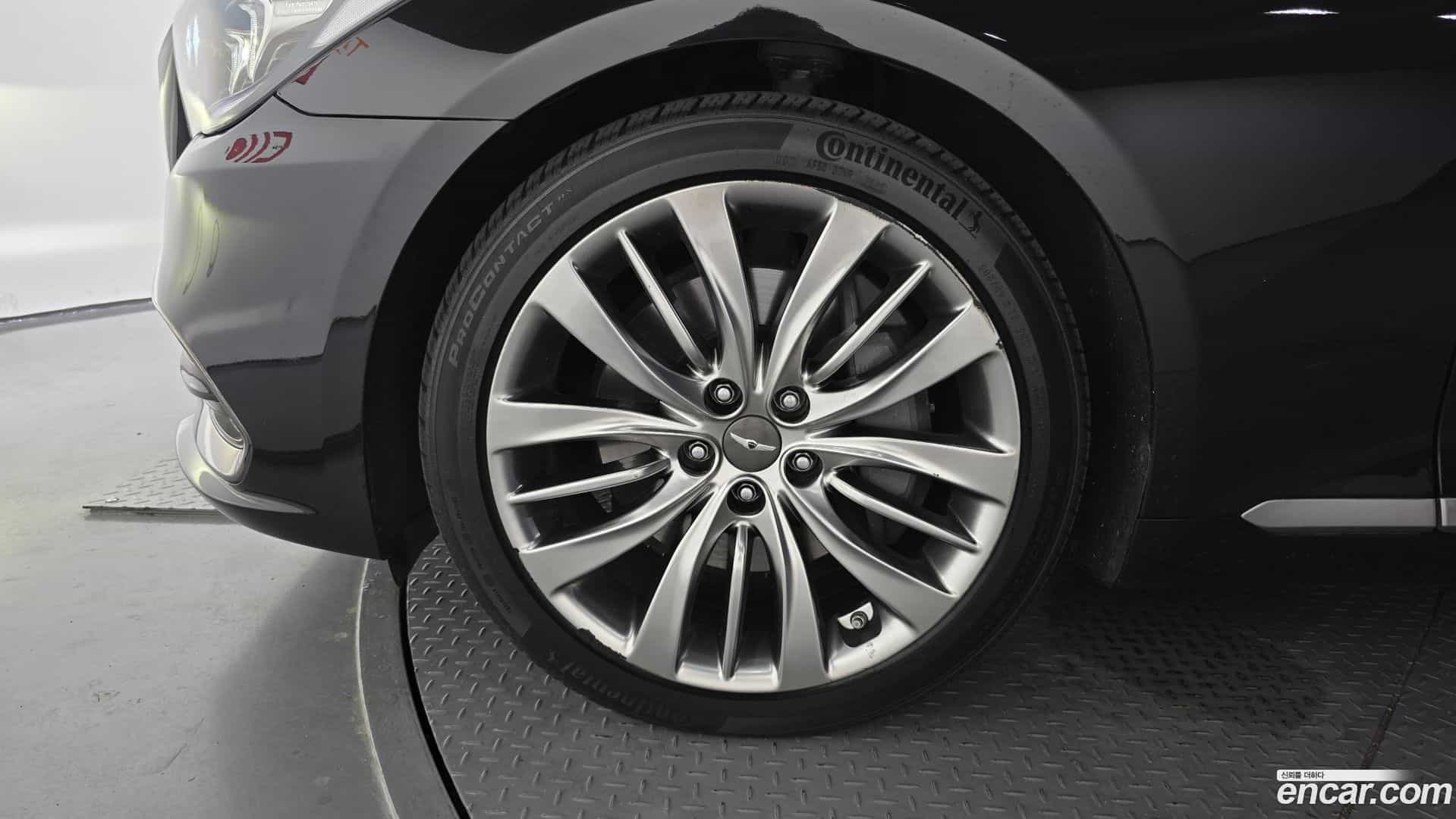 G80 Genesis 2019.4-OUTER-005