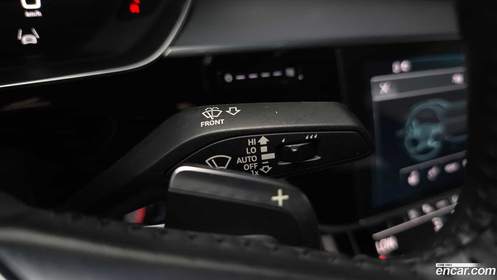 A8 Audi 2021.11-OPTION-022