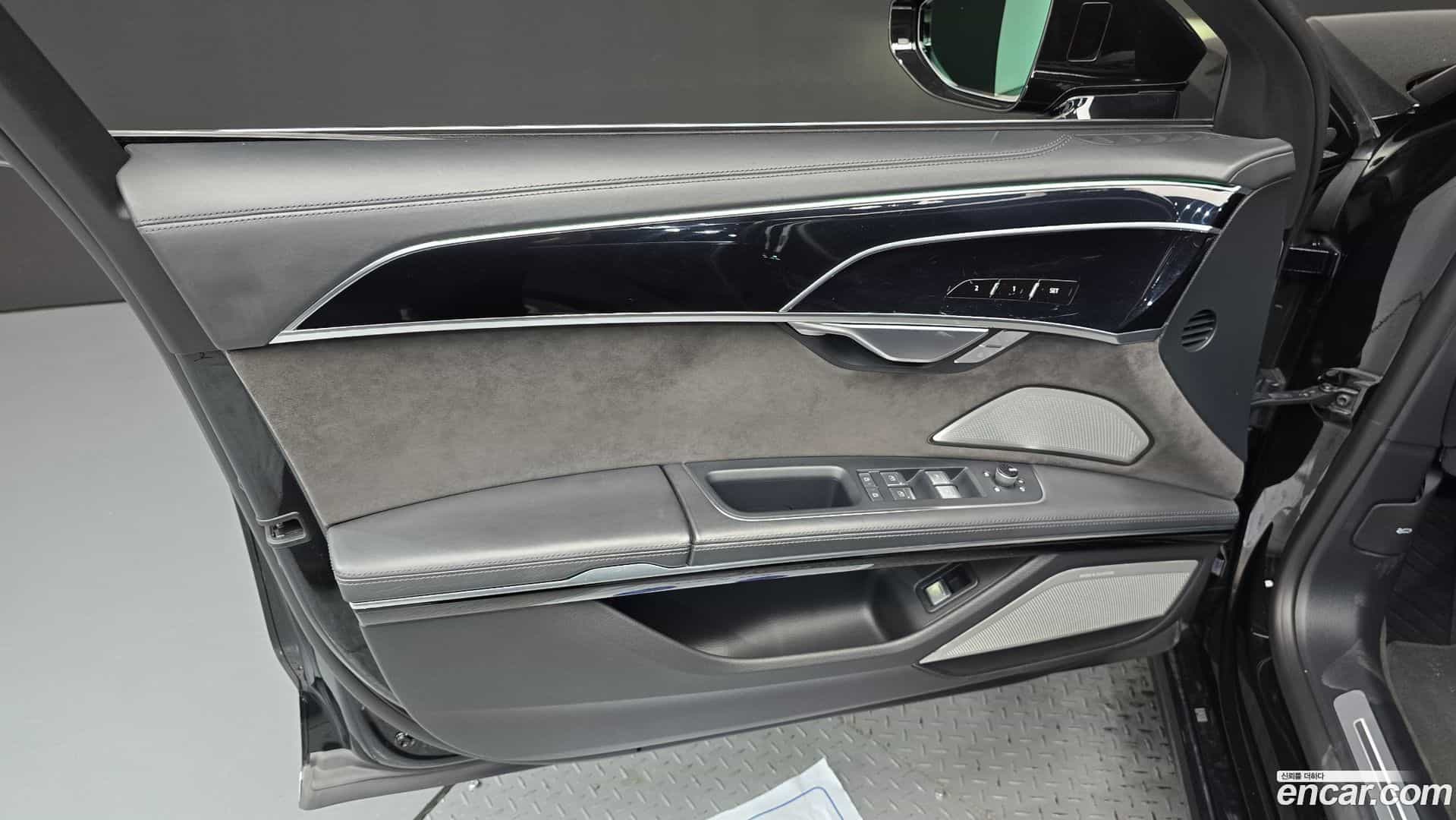 A8 Audi 2021.11-INNER-034