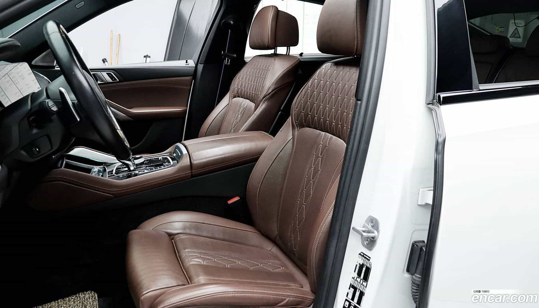 X6 BMW 2022.0-INNER-010